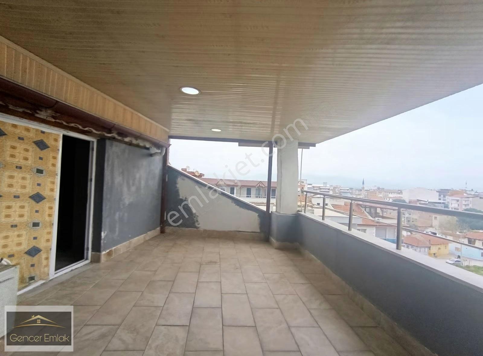 Kocaçeşmede Eşyalı Kiralık Dublex