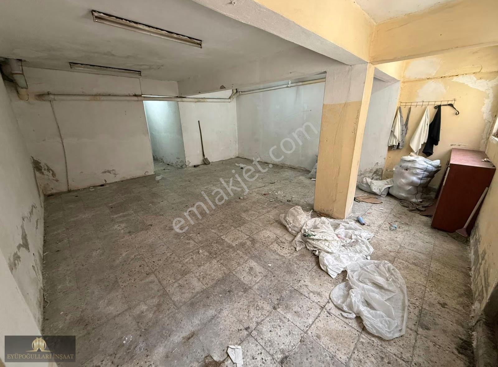 B.paşa Yenidoğan Mah. 190 M2 2 Katlı Bahçeli Kiralık Dükkan - Görsel 5