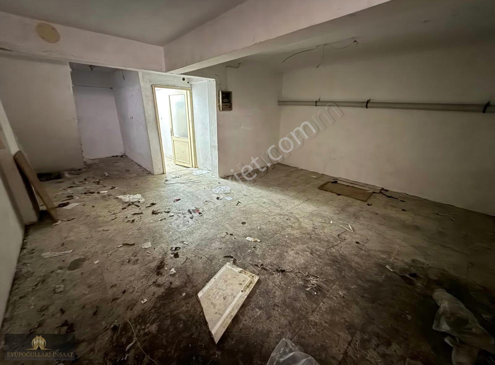 B.paşa Yenidoğan Mah. 190 M2 2 Katlı Bahçeli Kiralık Dükkan - Görsel 6