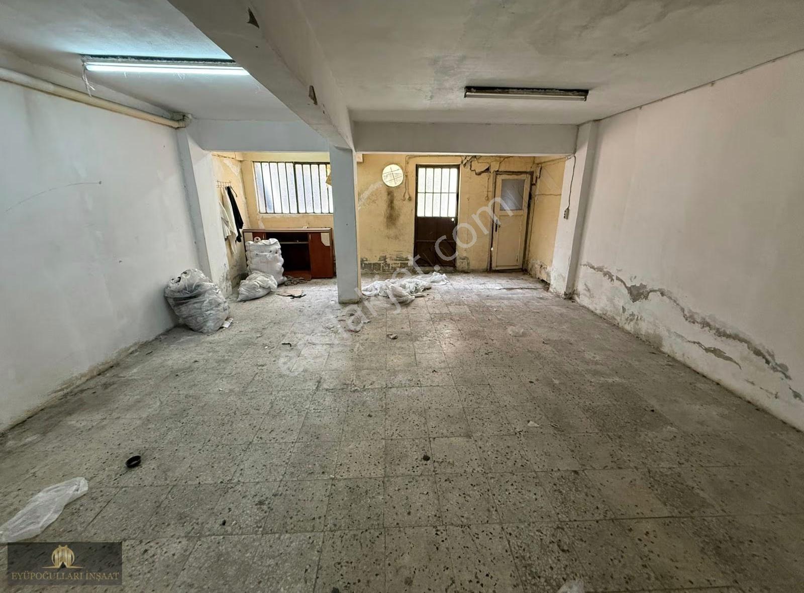 B.paşa Yenidoğan Mah. 190 M2 2 Katlı Bahçeli Kiralık Dükkan - Görsel 8