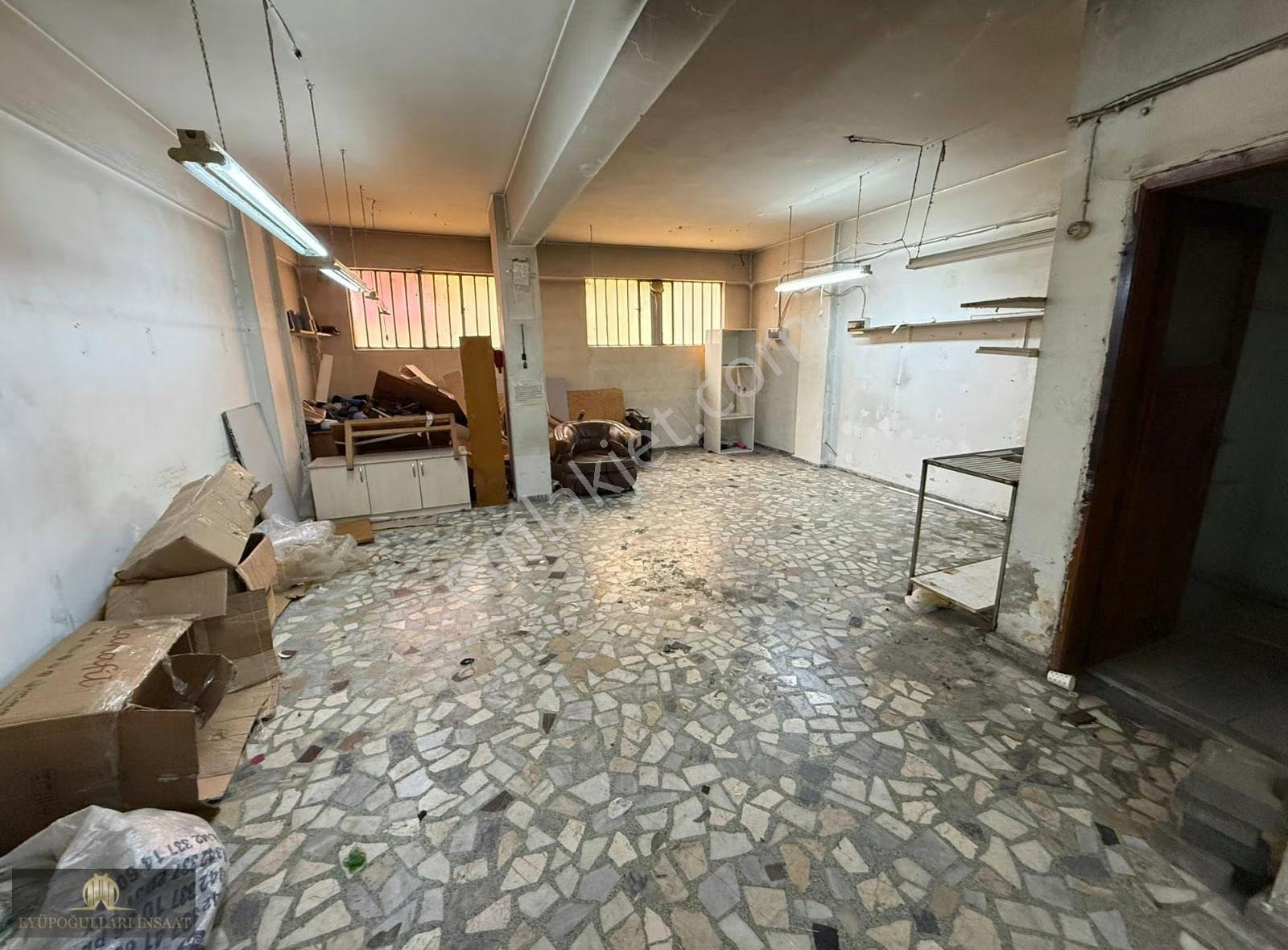 B.paşa Yenidoğan Mah. 190 M2 2 Katlı Bahçeli Kiralık Dükkan - Görsel 4