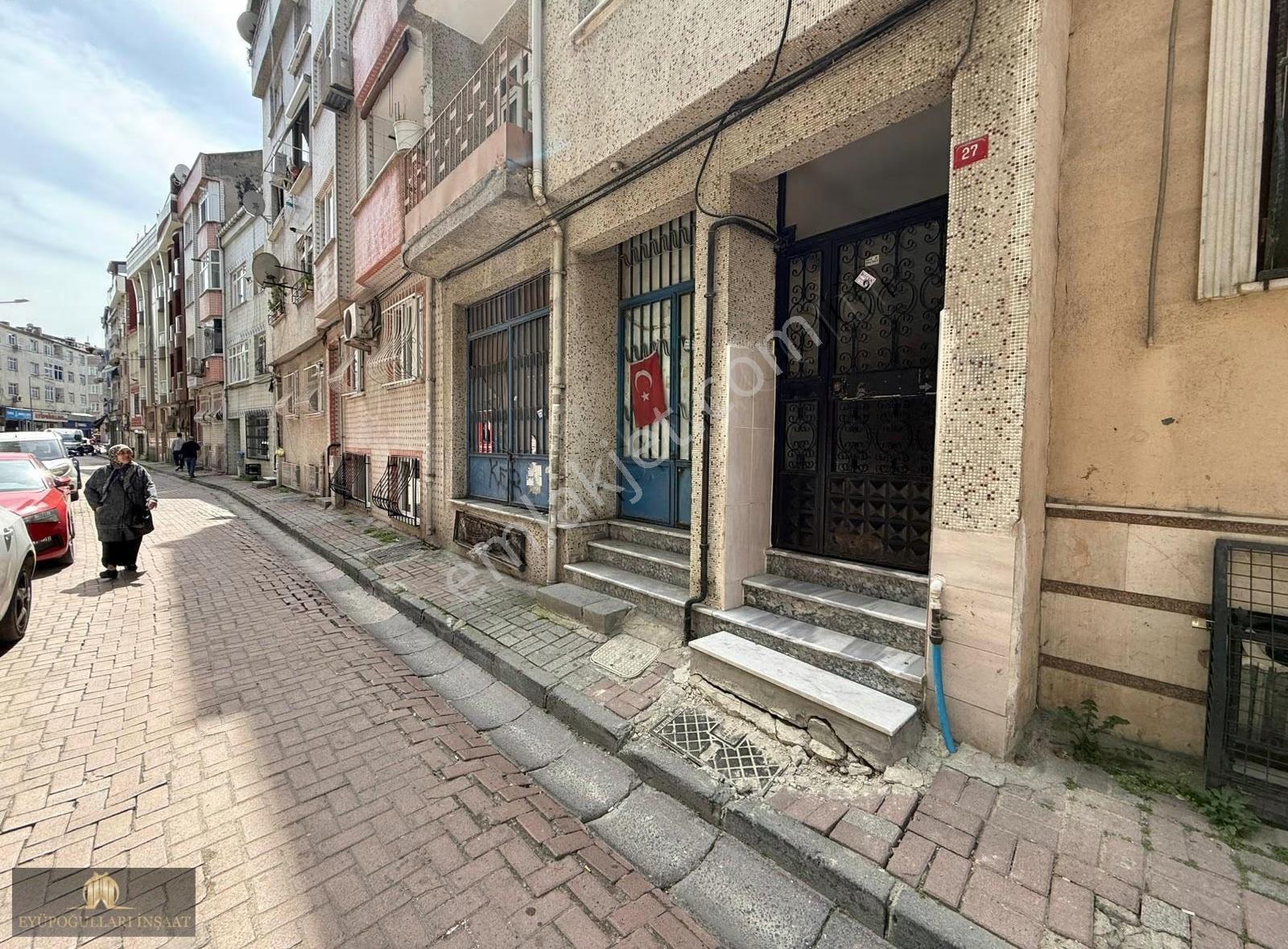 B.paşa Yenidoğan Mah. 190 M2 2 Katlı Bahçeli Kiralık Dükkan - Görsel 3