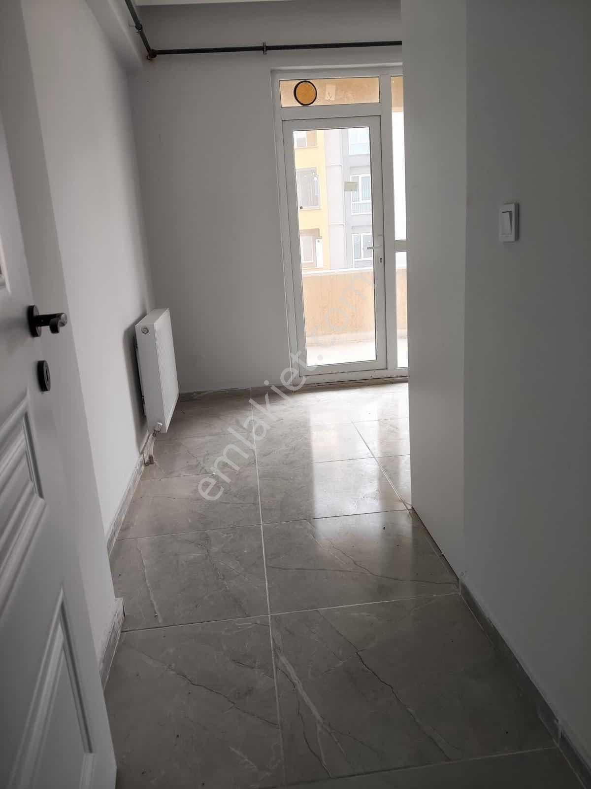 İstasyon Mah. Sıfır Bina Kiralık 3+1 - Görsel 3