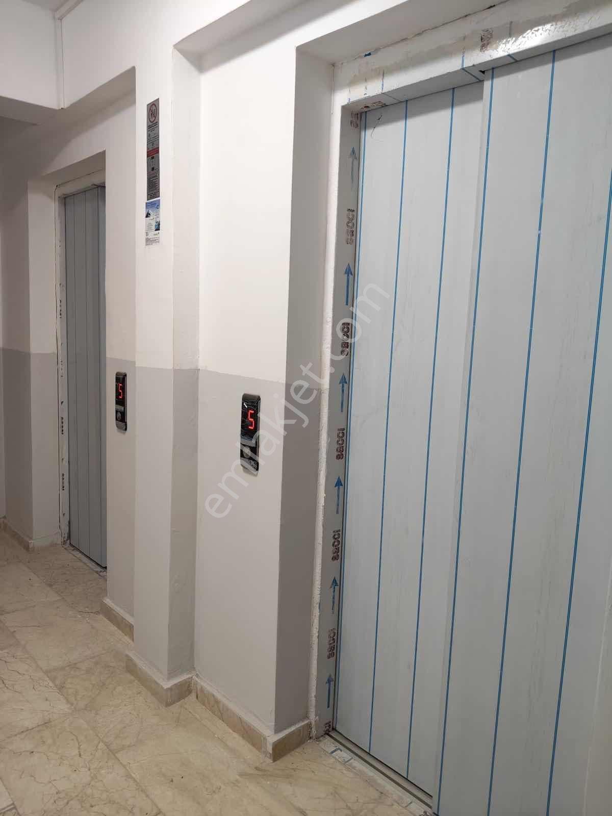İstasyon Mah. Sıfır Bina Kiralık 3+1 - Görsel 13