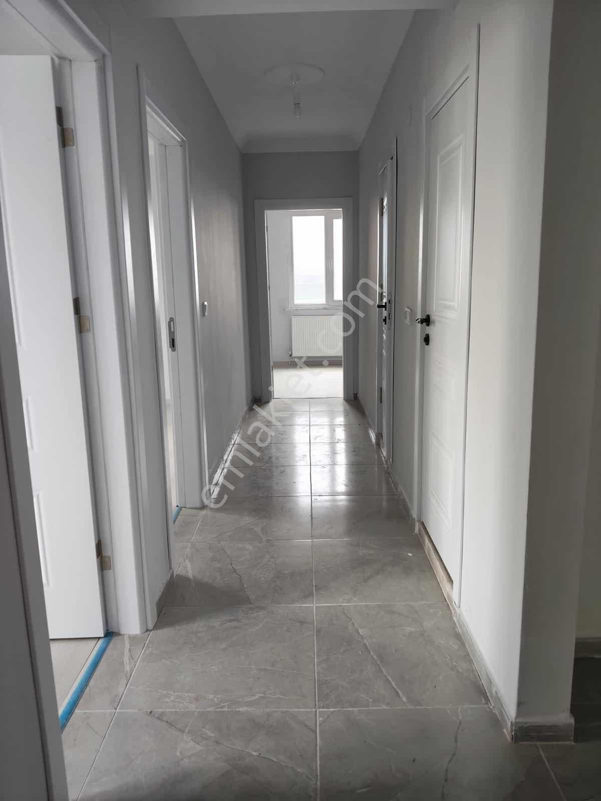 İstasyon Mah. Sıfır Bina Kiralık 3+1 - Görsel 12