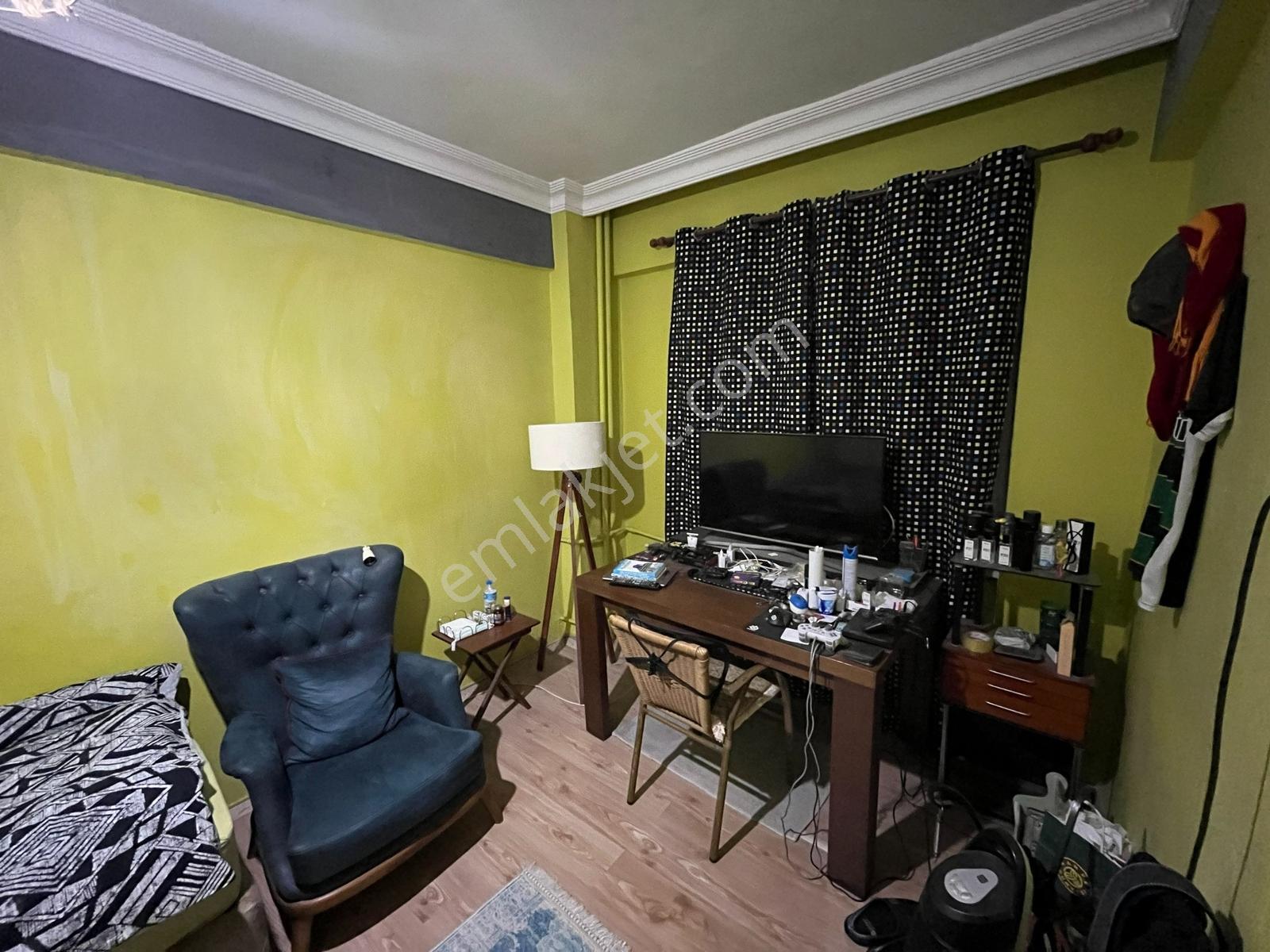 Tarcanlardan Çarşı Merkezde Otoparklı,teraslı 3+1 Daire - Görsel 23