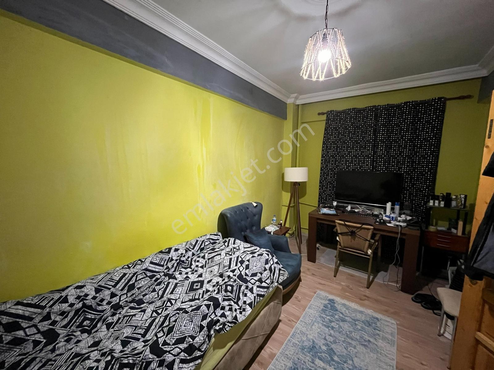 Tarcanlardan Çarşı Merkezde Otoparklı,teraslı 3+1 Daire - Görsel 10