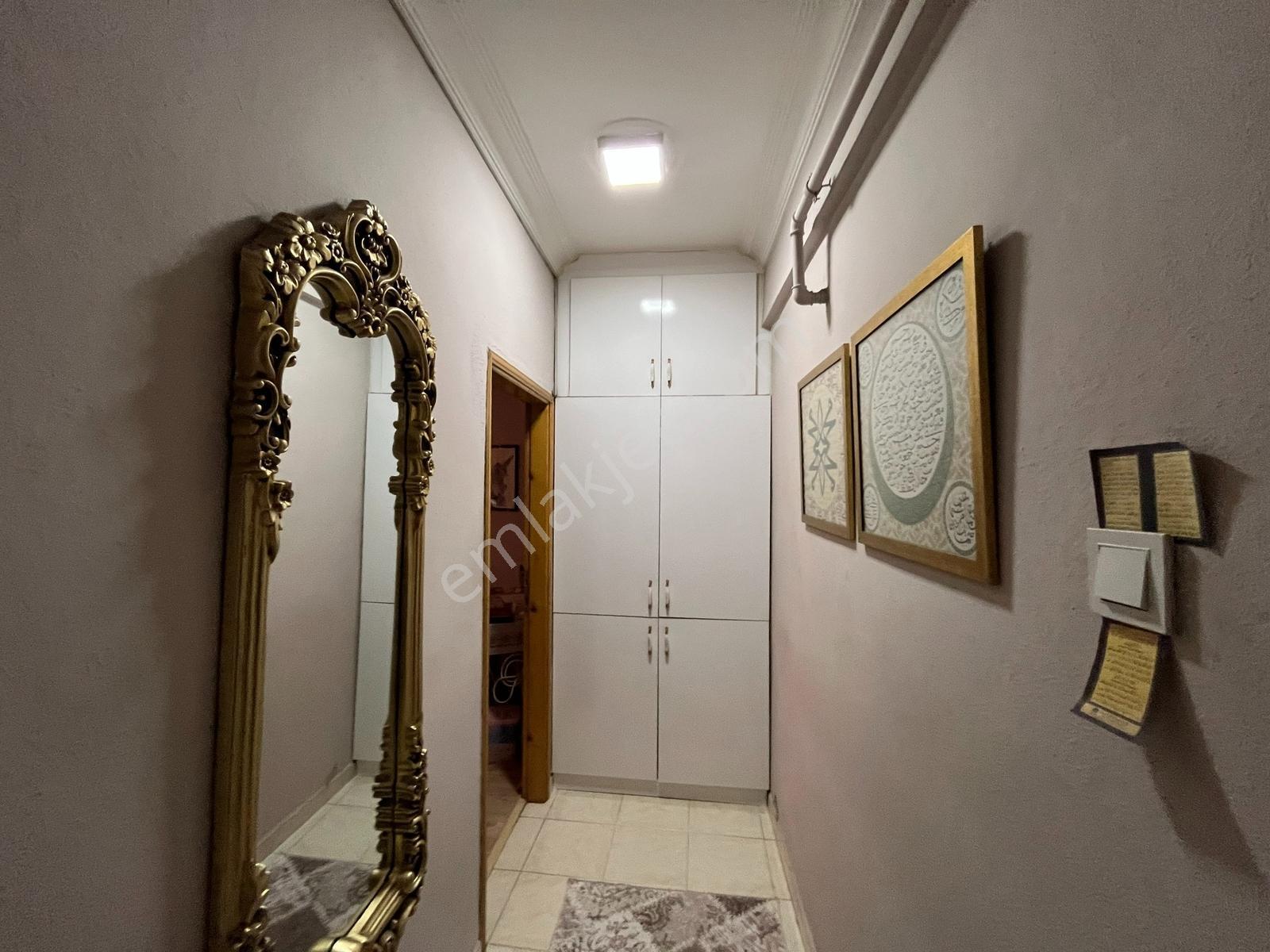 Tarcanlardan Çarşı Merkezde Otoparklı,teraslı 3+1 Daire - Görsel 14
