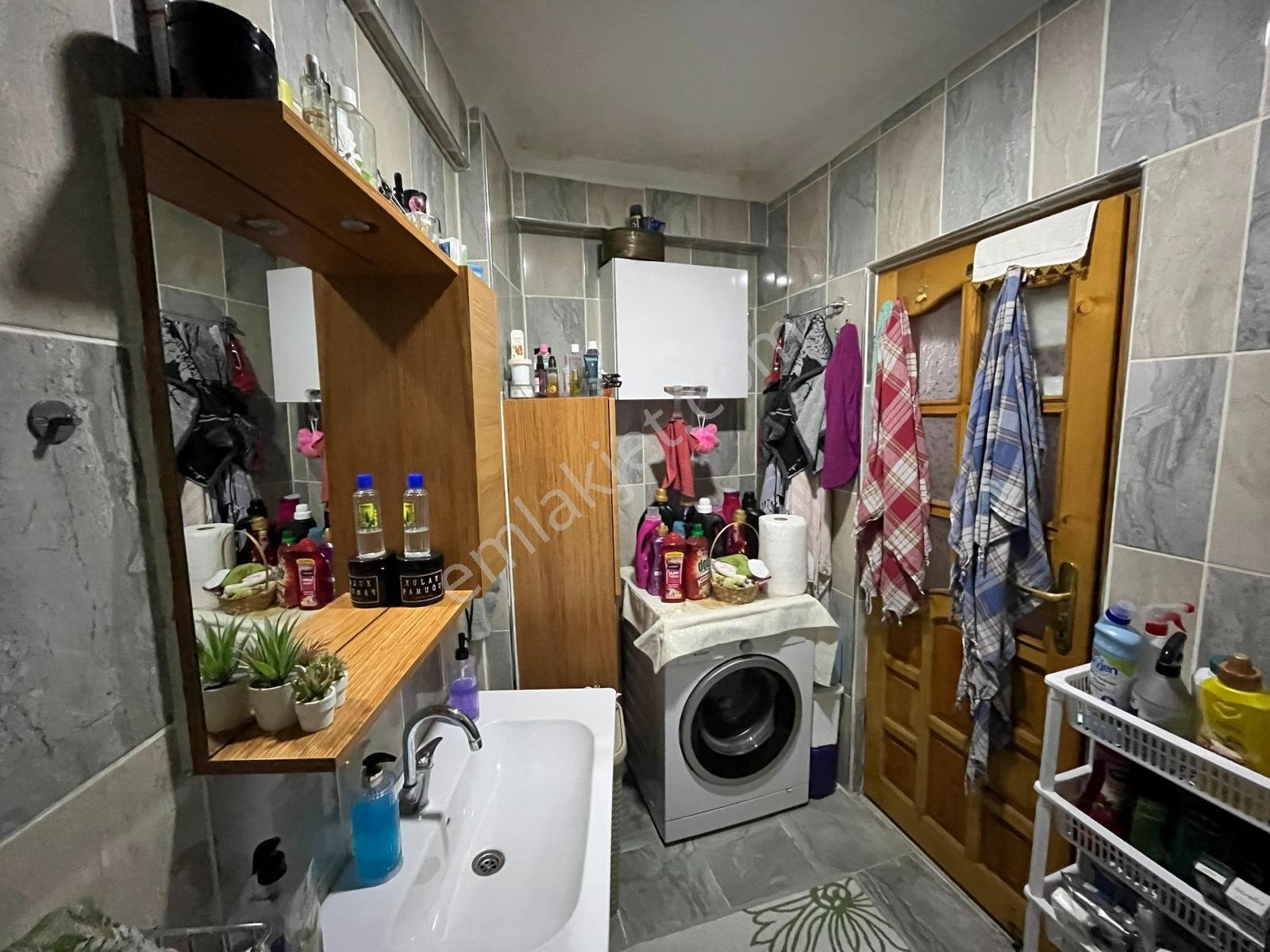 Tarcanlardan Çarşı Merkezde Otoparklı,teraslı 3+1 Daire - Görsel 5