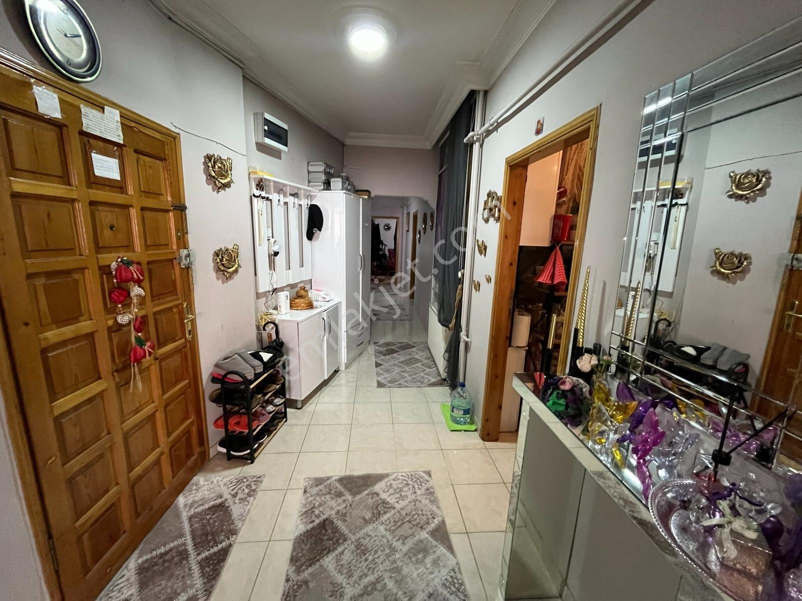 Tarcanlardan Çarşı Merkezde Otoparklı,teraslı 3+1 Daire - Görsel 25