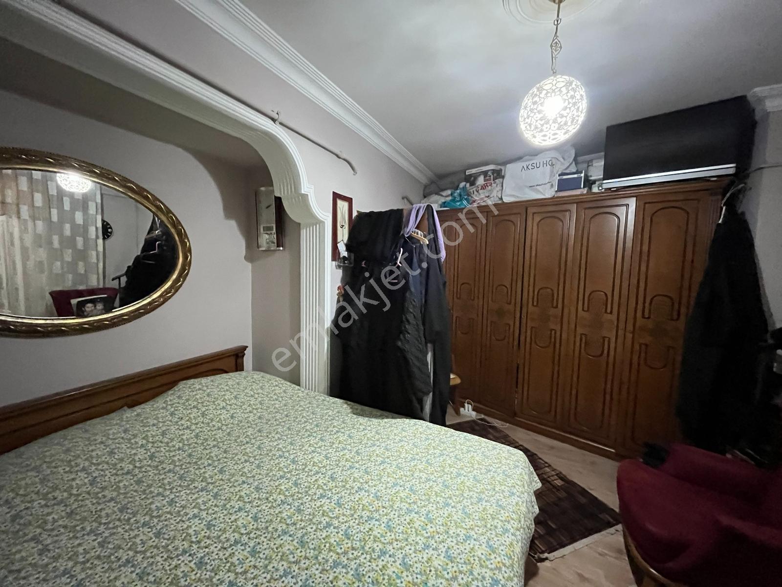 Tarcanlardan Çarşı Merkezde Otoparklı,teraslı 3+1 Daire - Görsel 24