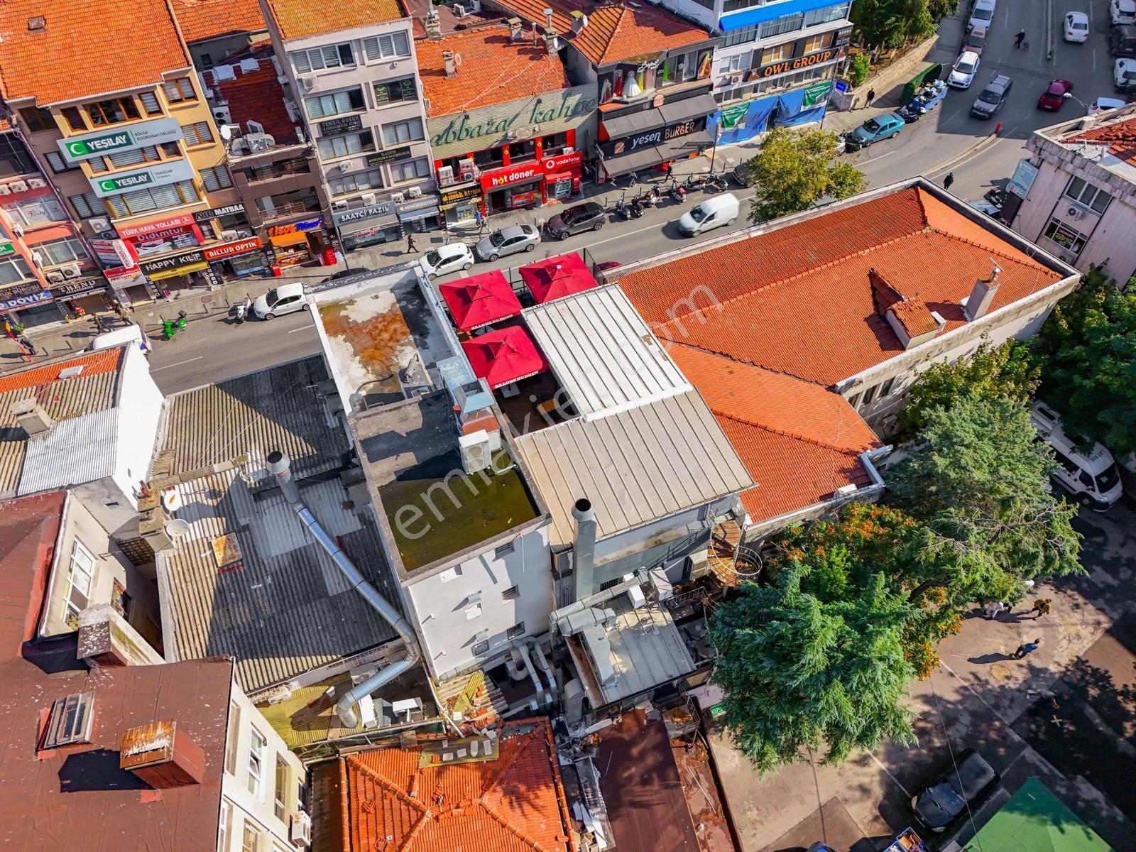 Üsküdar Selmani Pak Caddesinde Komple Satılık Bina - Görsel 2