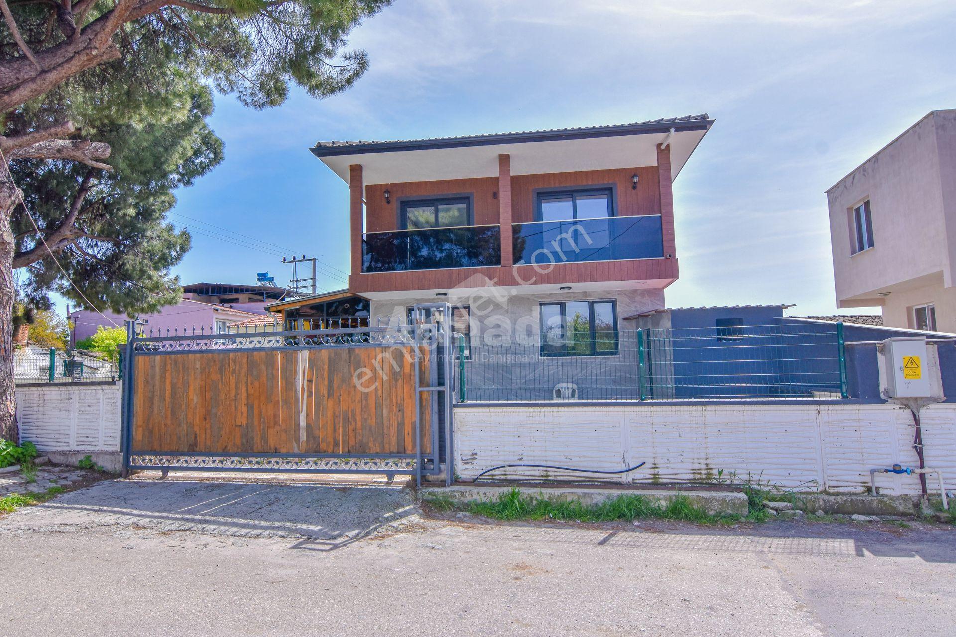 Aydın İncirliova Erbeylide Satılık Köşe Konum Villa