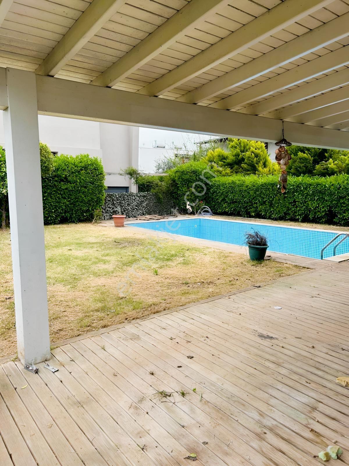 Gölköy Cennet Koyuna Çok Yakın Müstakil Havuzlu Villa Kiralık - Görsel 9
