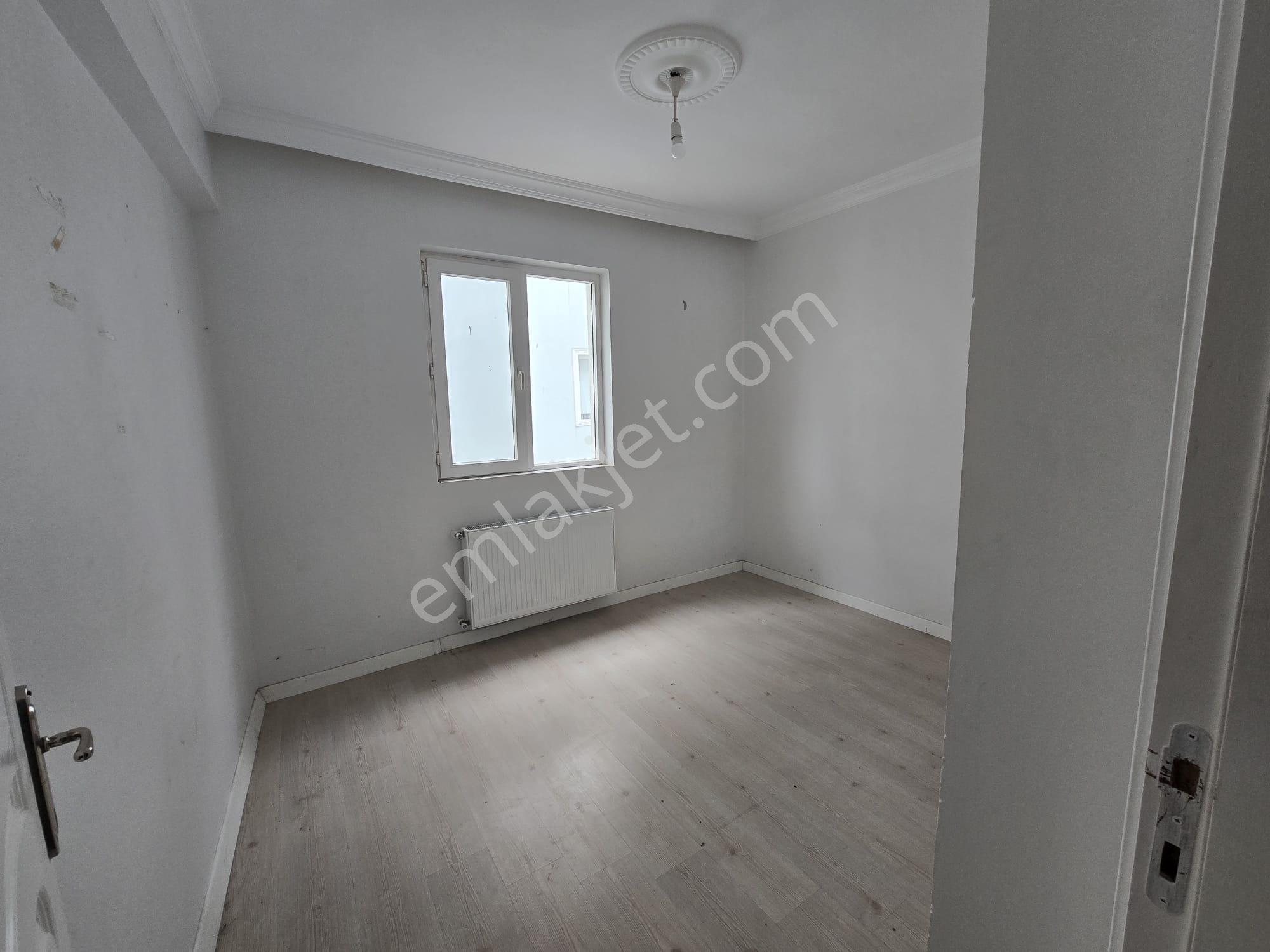Remax Land Dan Sağlık Mah. Site İçi 2+1 Kiralık Daire