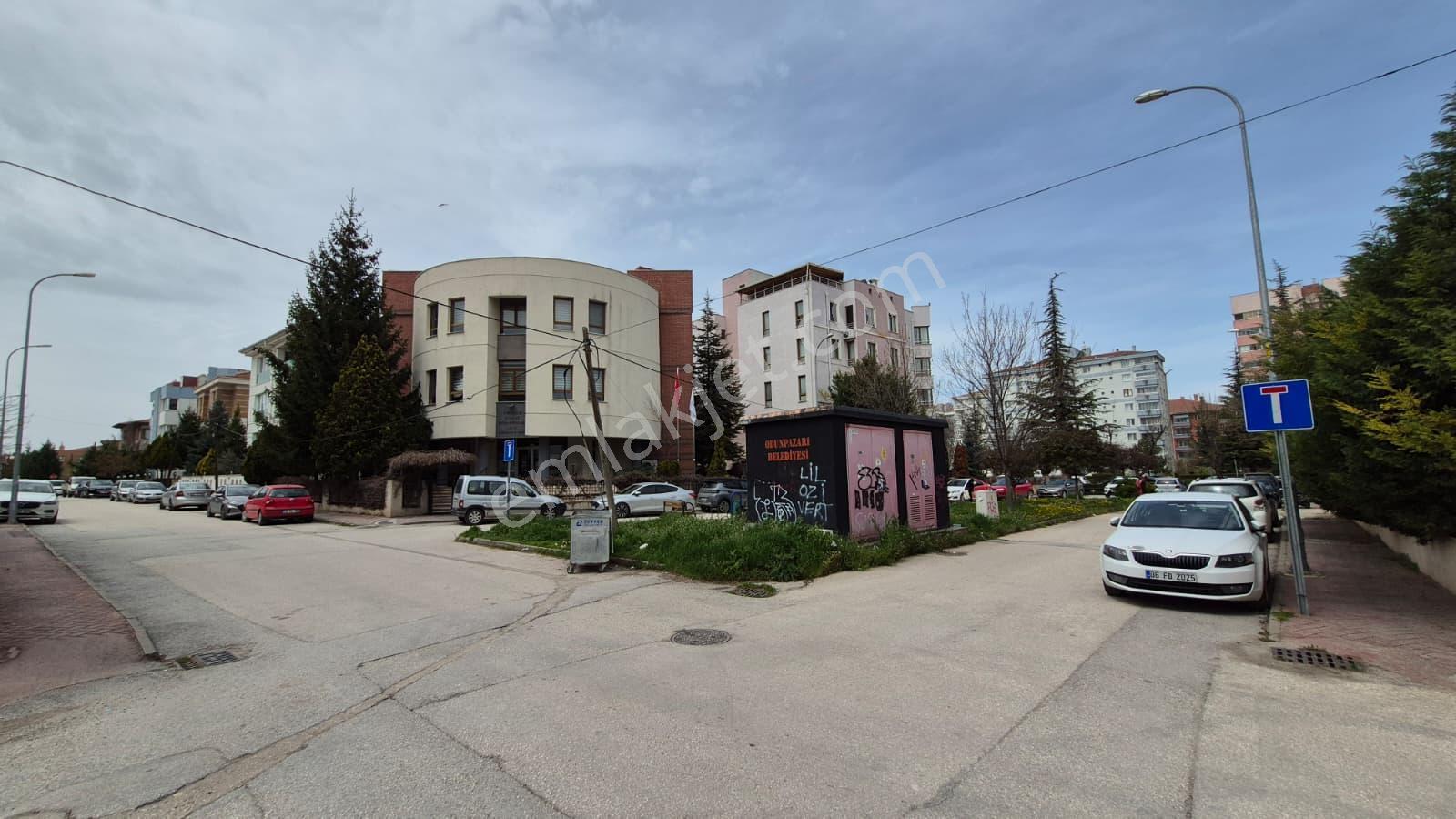 I Rba I Büyükdere Mh Ogü Ve Atatürk Blv Yakını Kiralık 2+0 Daire - Görsel 2