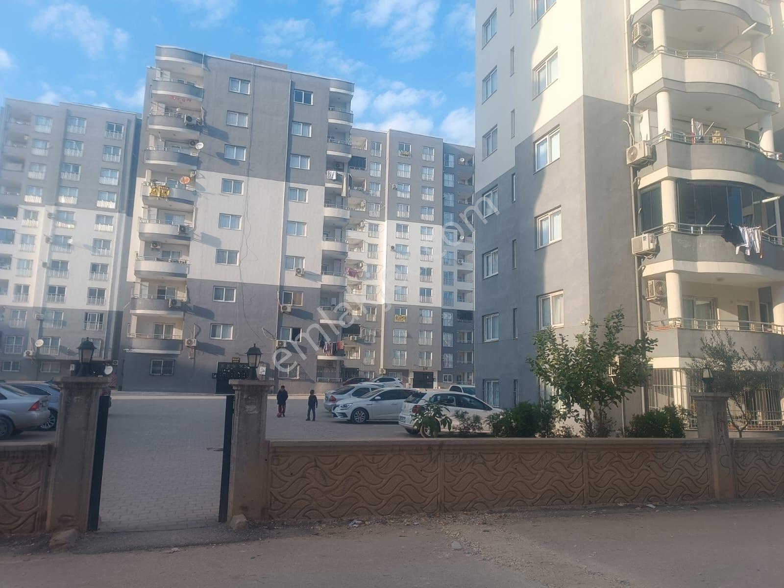 Altın Emlak Kiralıyor.site İçerisinde 2+1
