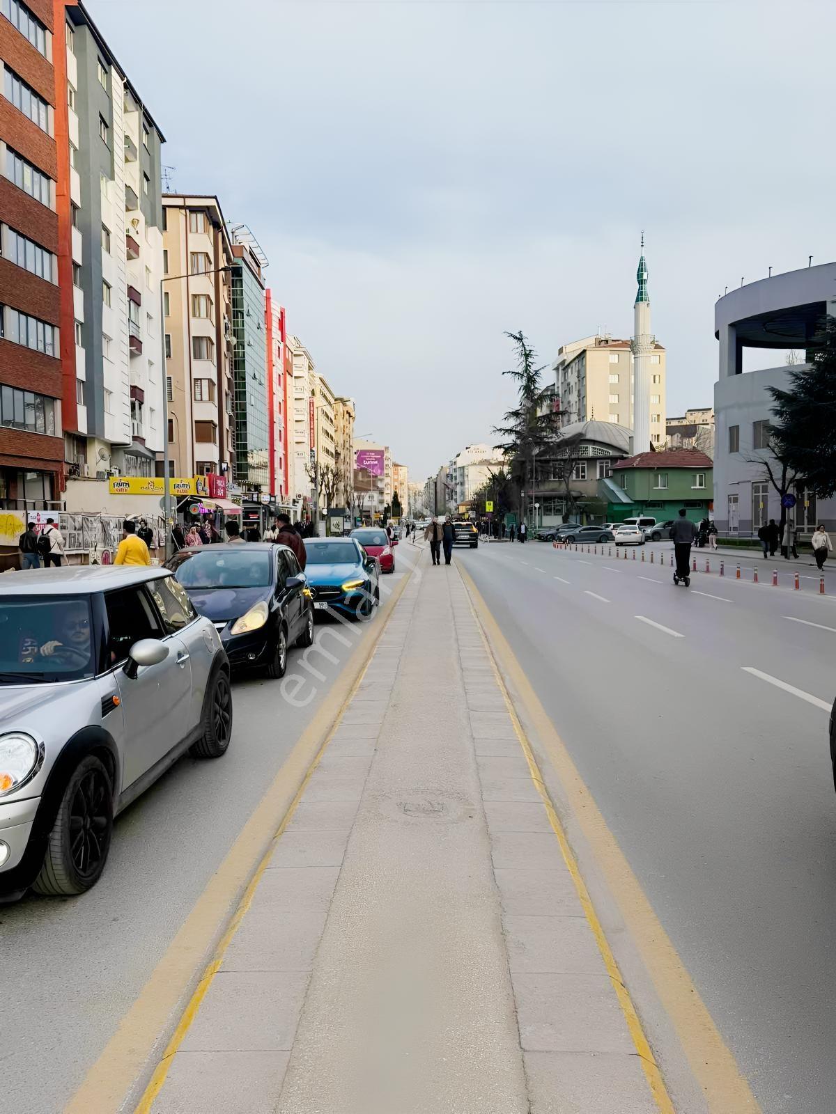 Vefa Koçhan'dan Üniv. Cd'de Kiralık Full Eşyalı 1+1 Daire - Görsel 18