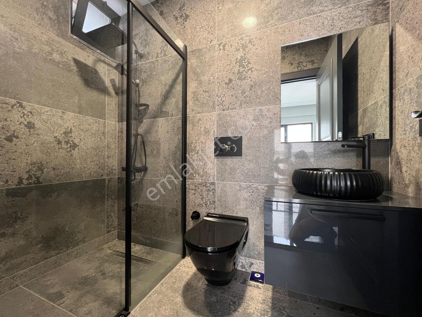 Serdivan Yazlıkta Sınırları İhtişam: 5+1 Lüks Satılık Villa! - Görsel 18