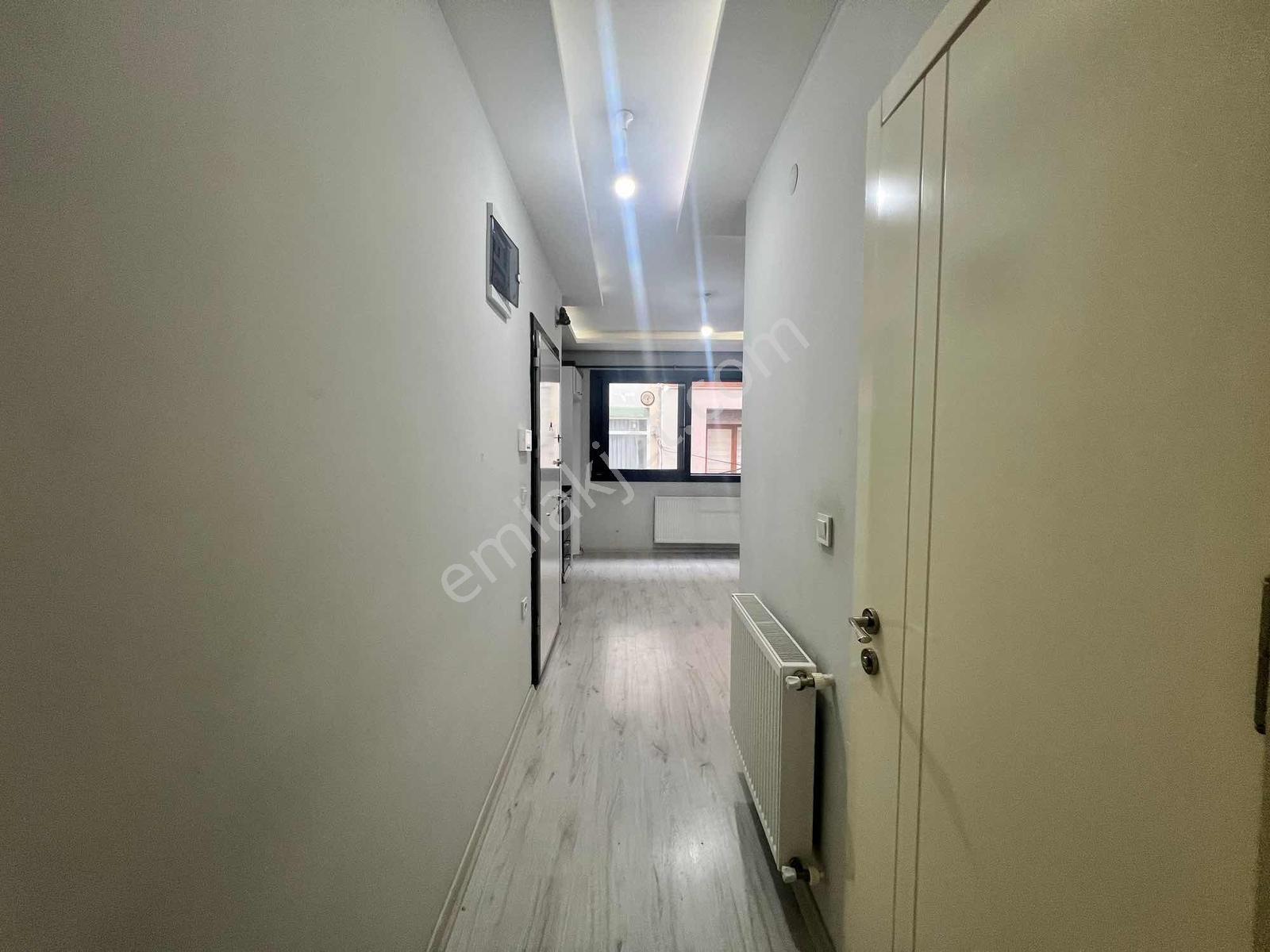 Buca Şirinyer Metro Yakını 1+1 Kiralık Daire - Görsel 9