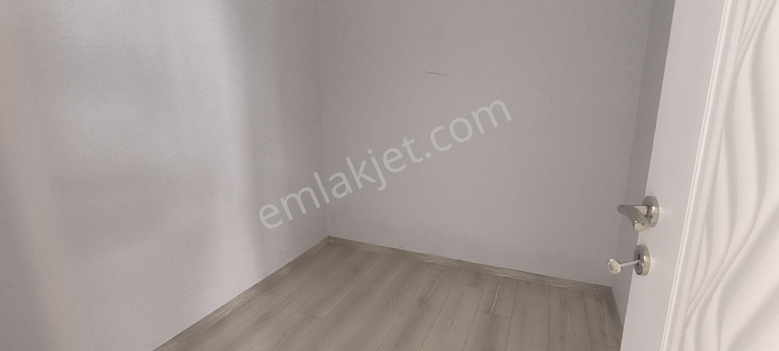 19 Mayıs Yukarı Engiz Mahallesinde Kiralık Lüx 3+1 Daire - Görsel 3