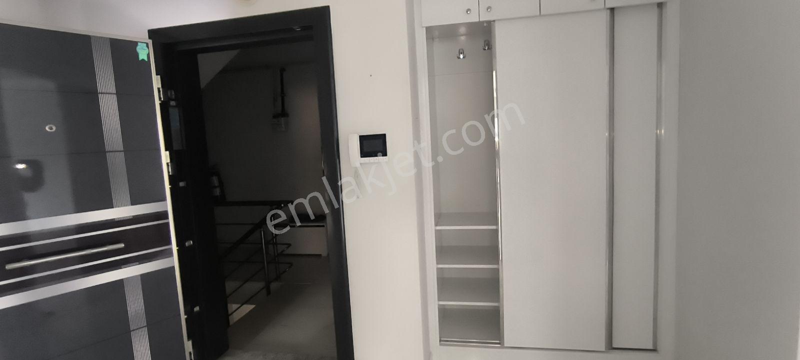 19 Mayıs Yukarı Engiz Mahallesinde Kiralık Lüx 3+1 Daire - Görsel 12