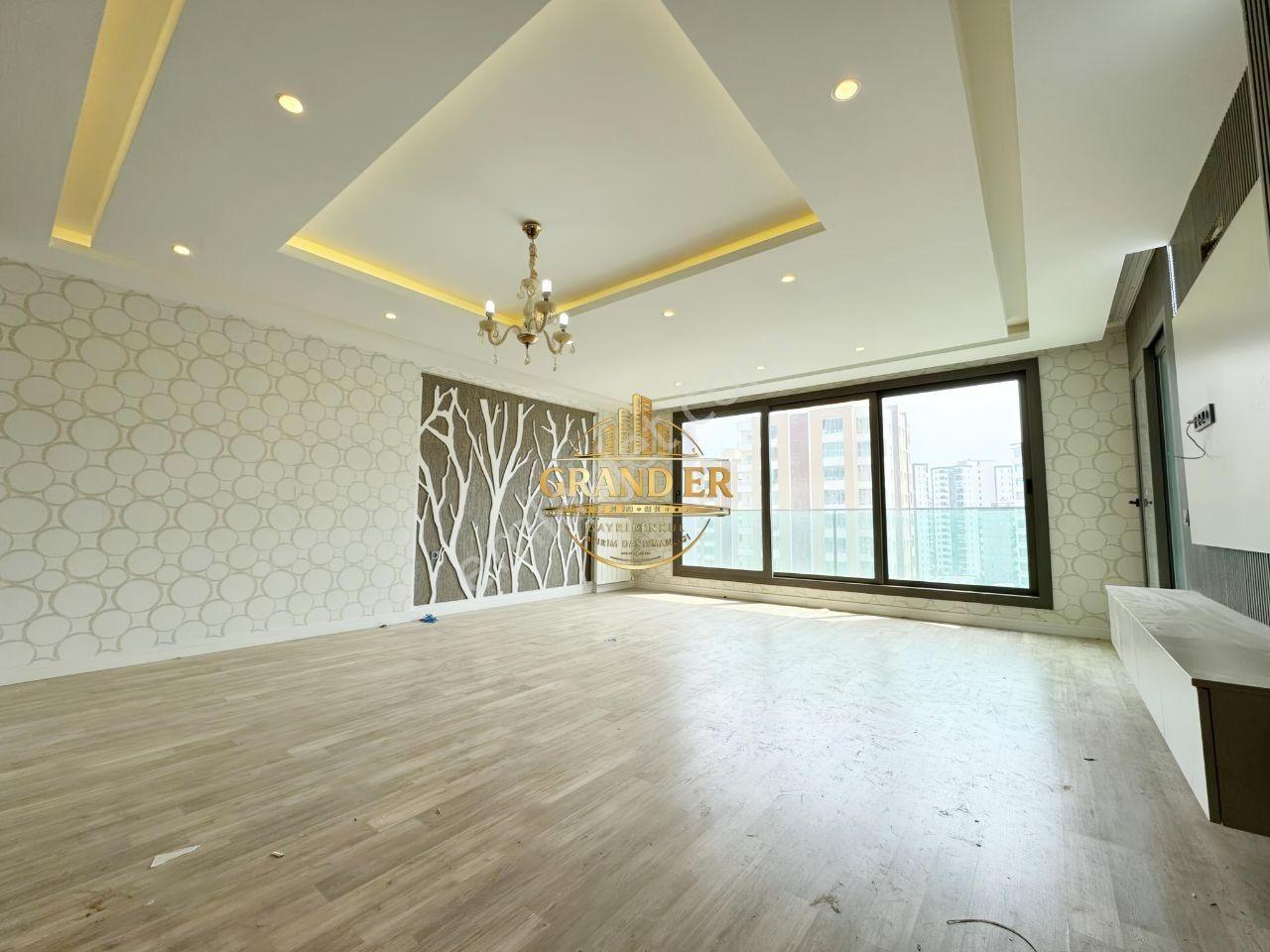 Mezitli Akdenizde Havuzlu Sitede Kaçırılmayacak Lüks 4+1 Daire - Görsel 11