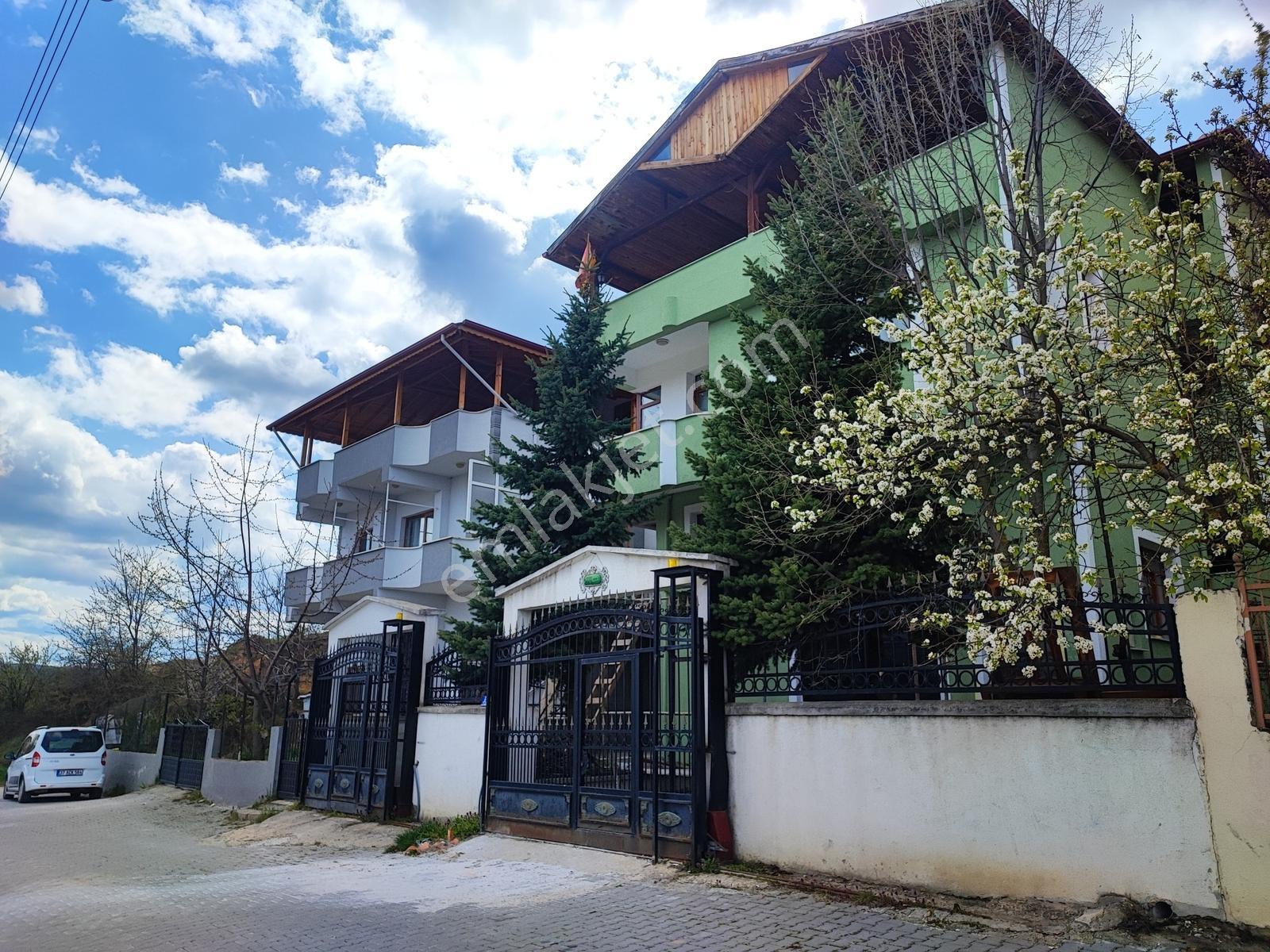 Kastamonu Emlak Gayrimenkulden Satılık 3 Kat Bahçeli Müstakil Ev - Görsel 33