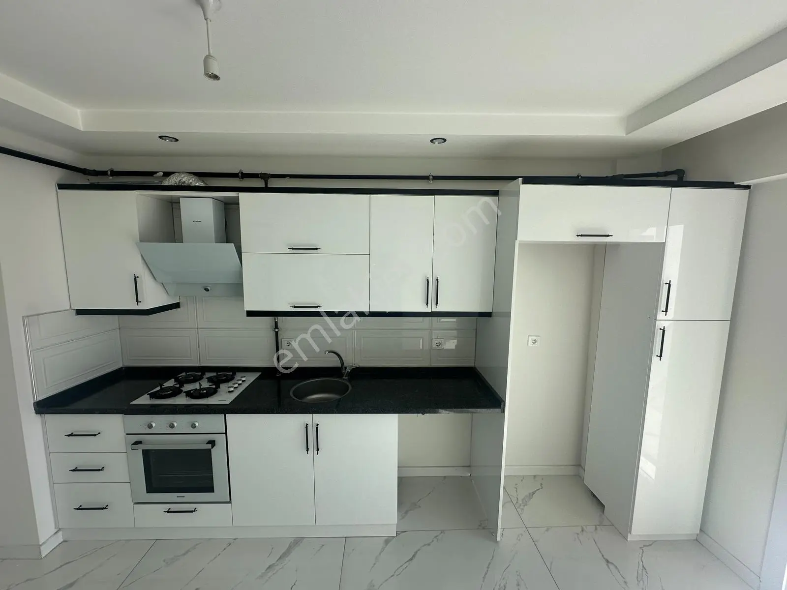 Nazilli Yeşil Mahde 2+1 Doğalgazlı Daire Kiralıktır - Görsel 3