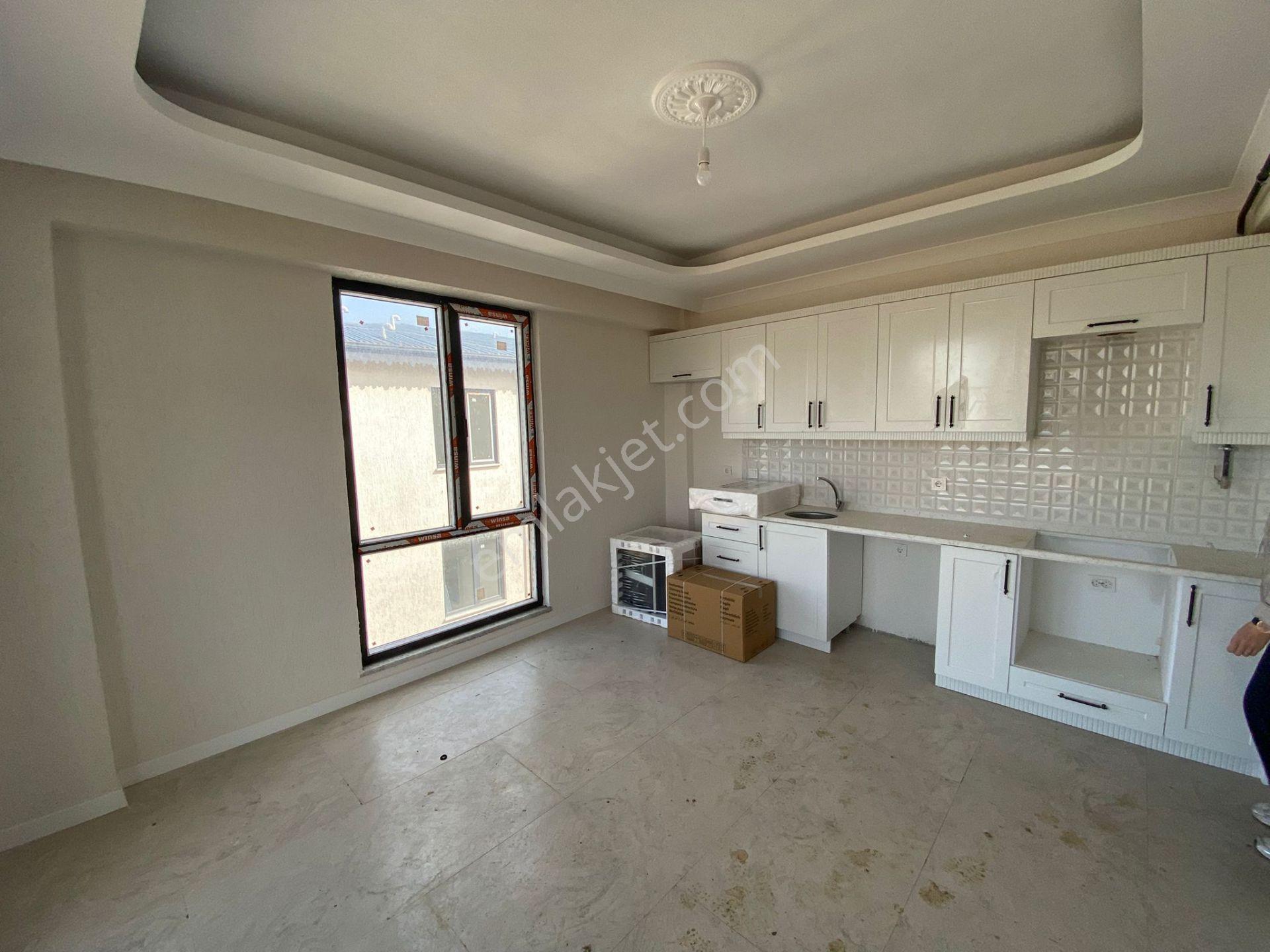 Havuzlu Sitede Çiğdem Emlak İle Kiralık 3.kat 2+1 Sıfır Daire - Görsel 18