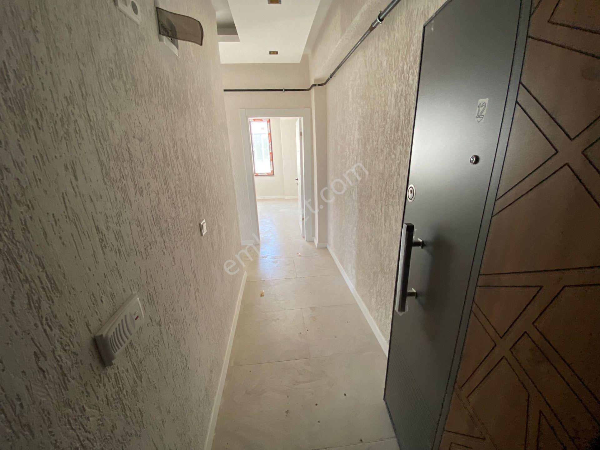 Havuzlu Sitede Çiğdem Emlak İle Kiralık 3.kat 2+1 Sıfır Daire - Görsel 13