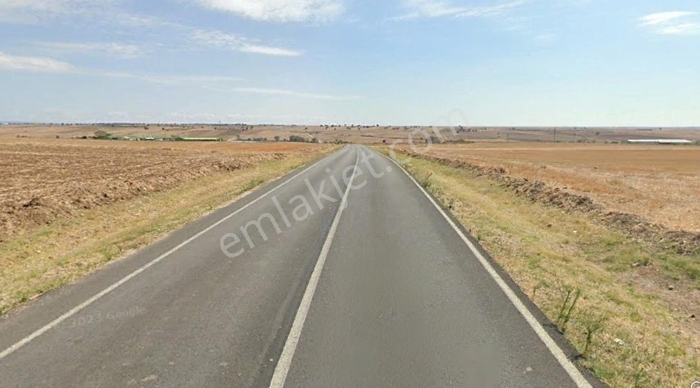 Lüleburgaz Sakızköyde Asfalta Cephe - Merkeze Yakın 8.735 M²