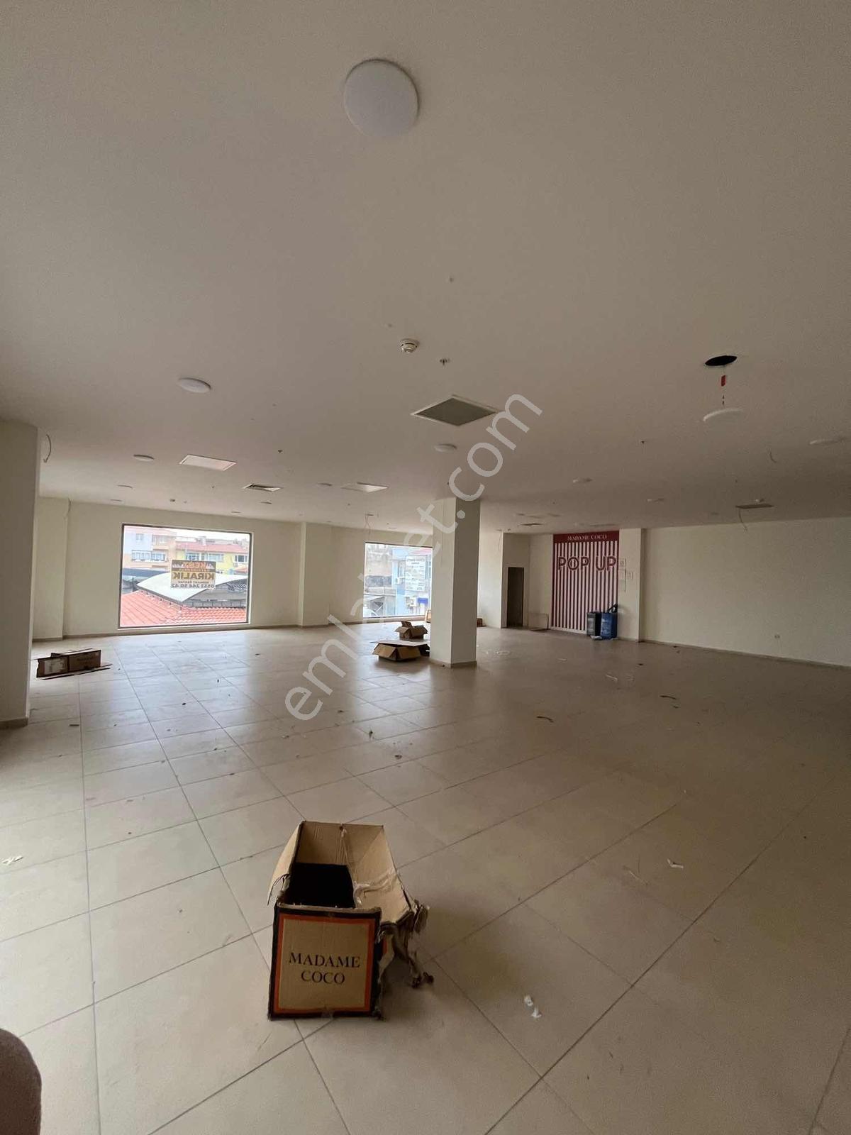 Kent Gayrimenkul'den Avm İçerisinde Yüksek M2 Kiralık Dükkan - Görsel 9