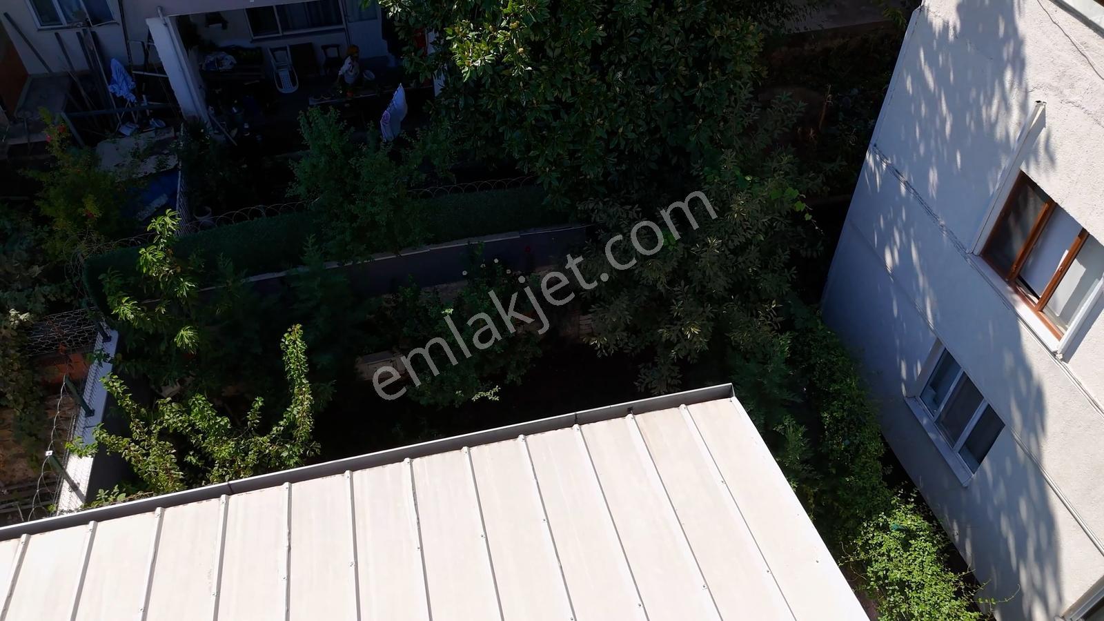 Ertuğrulgazide 5+2 Çift Bahçeli 3 Mutfaklı Müstakil Satılık Bina - Görsel 4