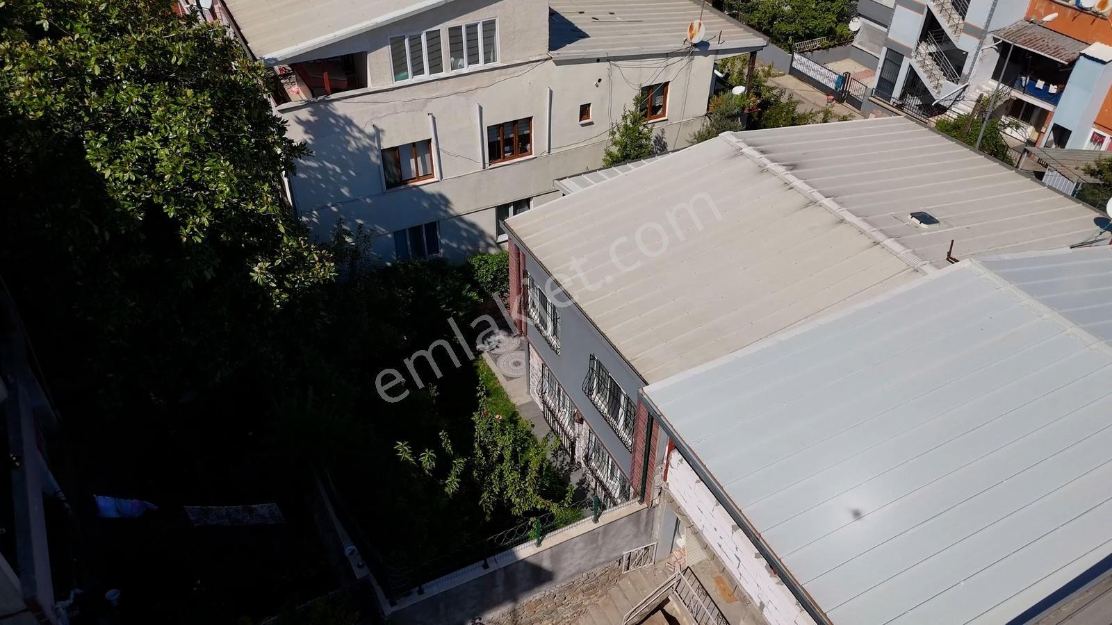 Ertuğrulgazide 5+2 Çift Bahçeli 3 Mutfaklı Müstakil Satılık Bina - Görsel 24