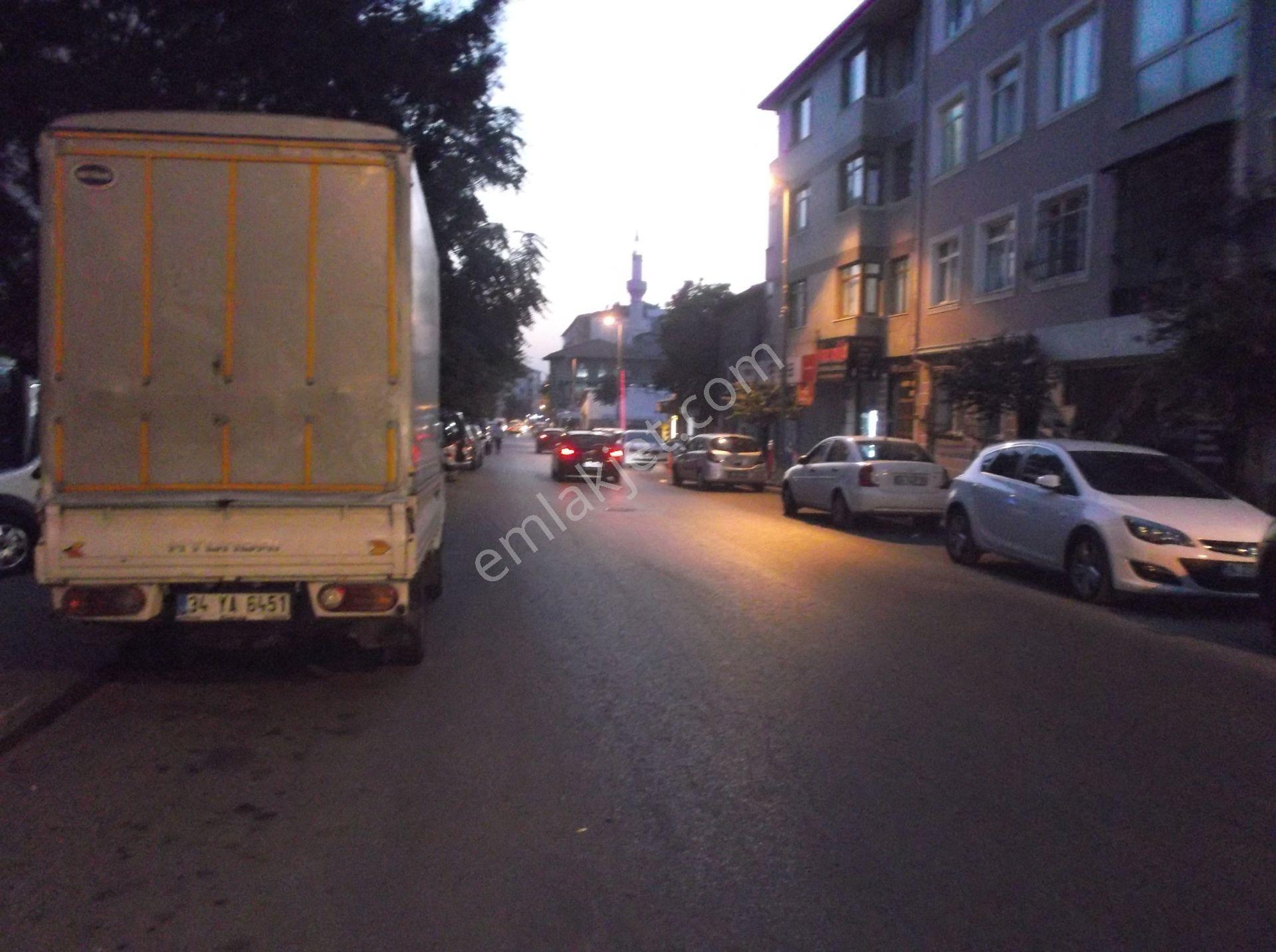 Akşenden Fatih Kocamustafapaşa Silivrikapı Cadde Başında Satılık Dükkan - Görsel 18