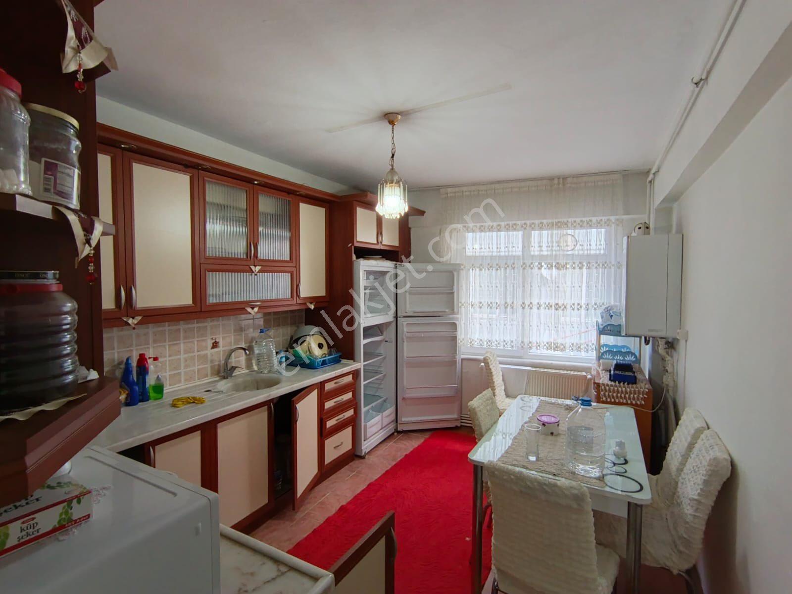 Yeni Dogan Mahallesinde İci Temiz Satılık Daire - Görsel 24