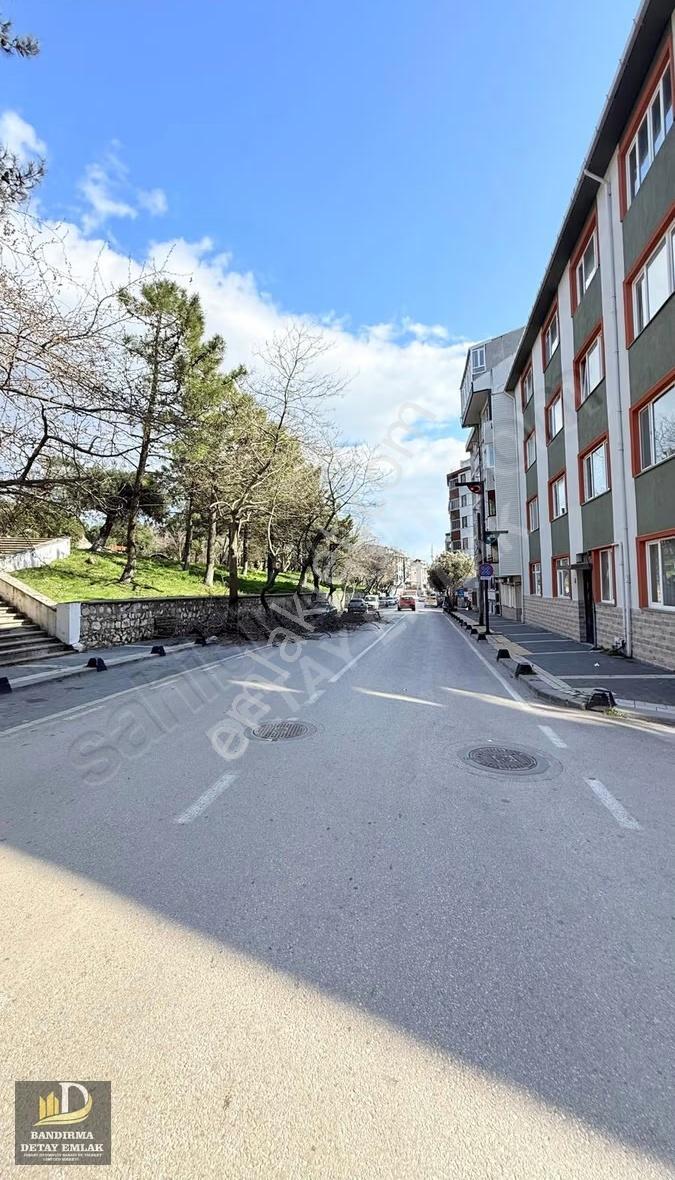 Bandırma Çınarlı Hürriyet Parkı Karşısında 2 + 1 Satılık Daire - Görsel 8