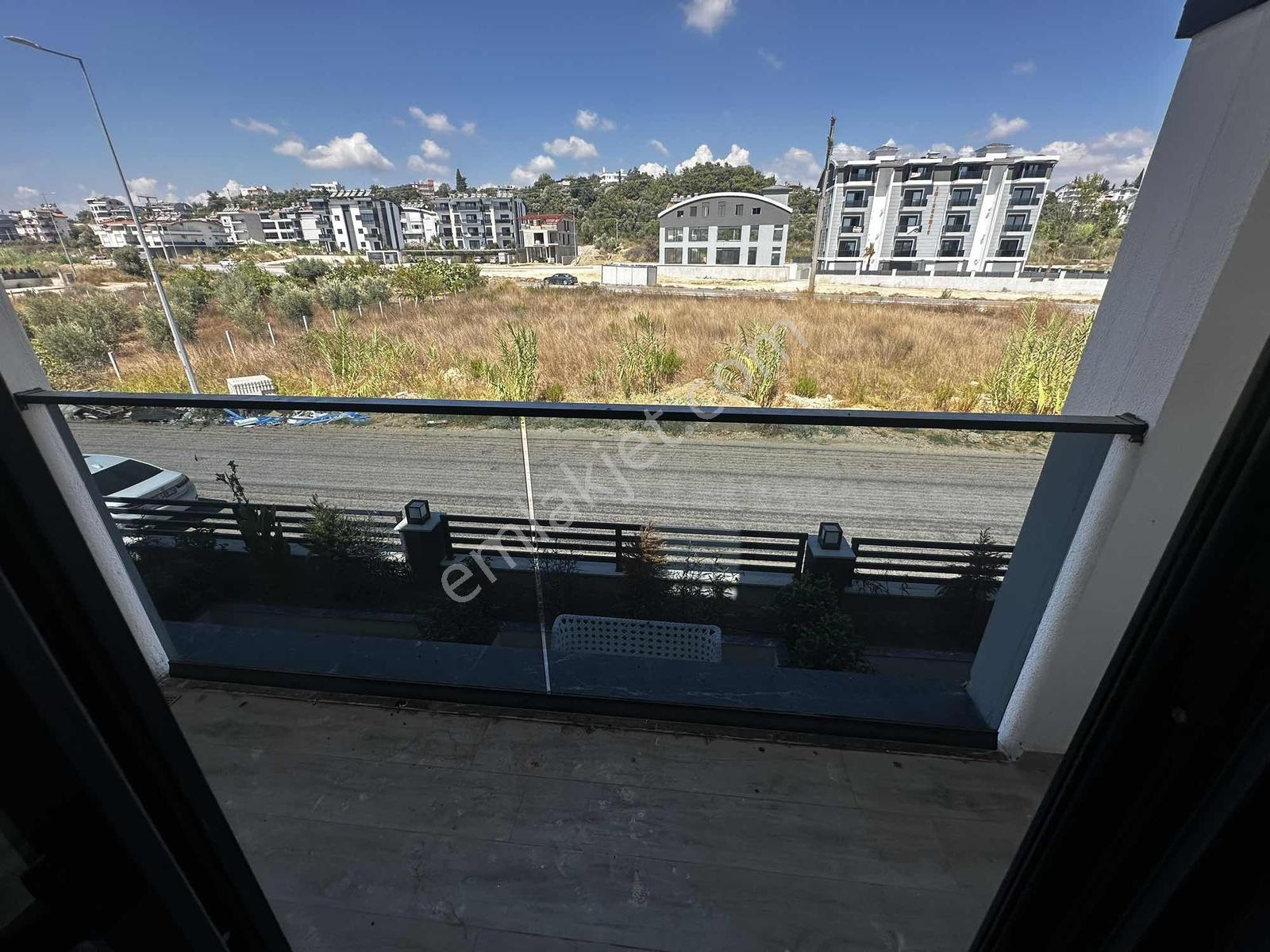 Manavgat'ın Göz Bebeği Ilıca'da Kiralık Triplex Villa - Görsel 2