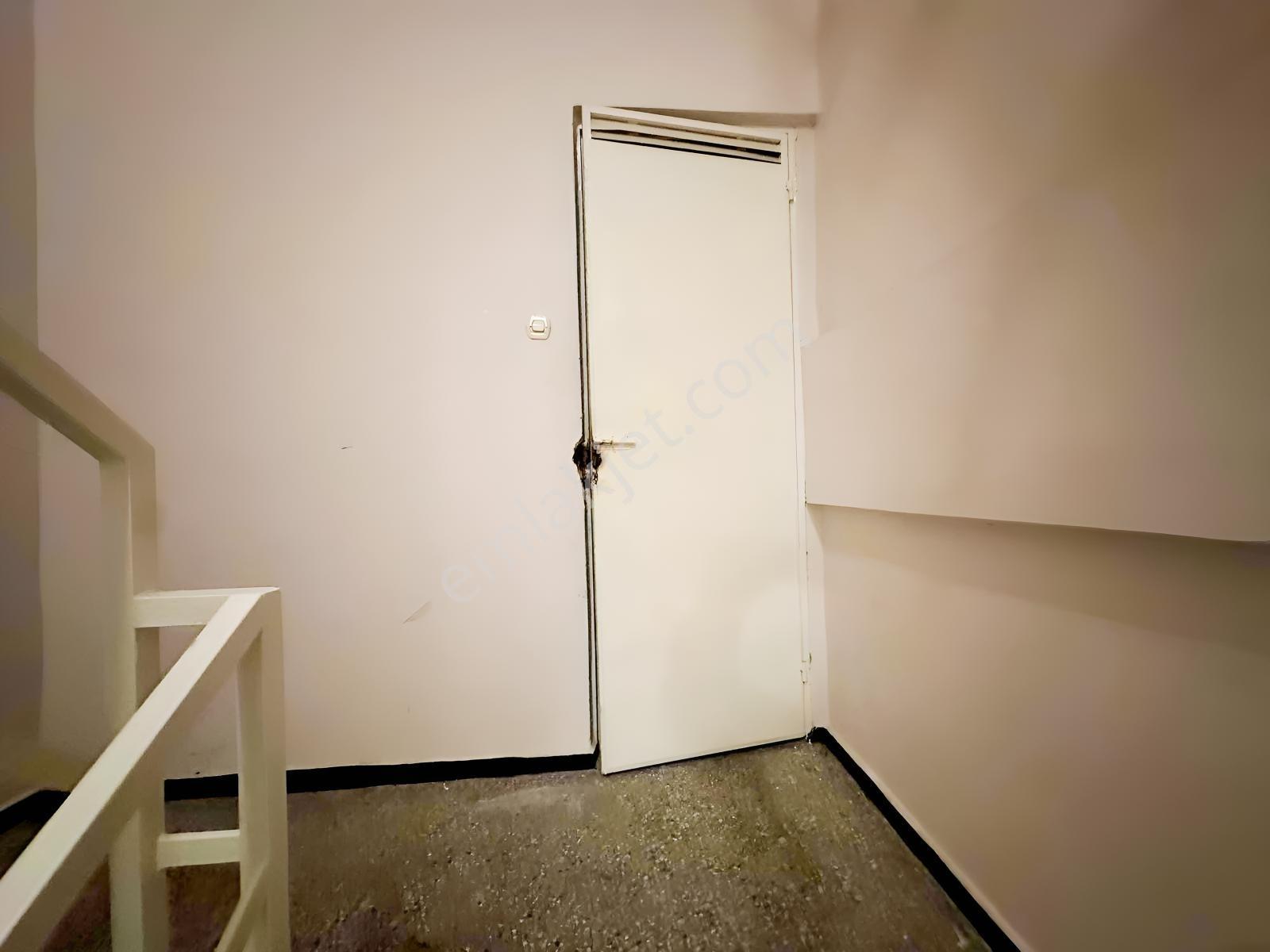 Demokrasi Üni.ve Göztepe Stadı Yakını 4+1 Satılık Daire - Görsel 17