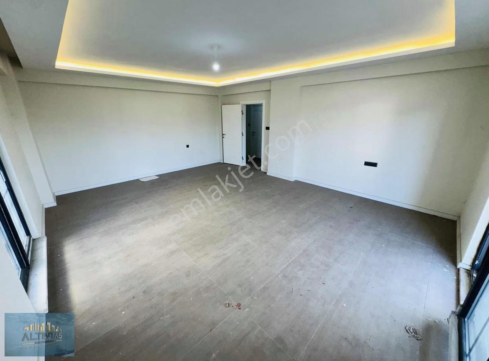 Prestij Sitesinde Üst Segment Yaşama Hitap Eden Lüks Daire - Görsel 30