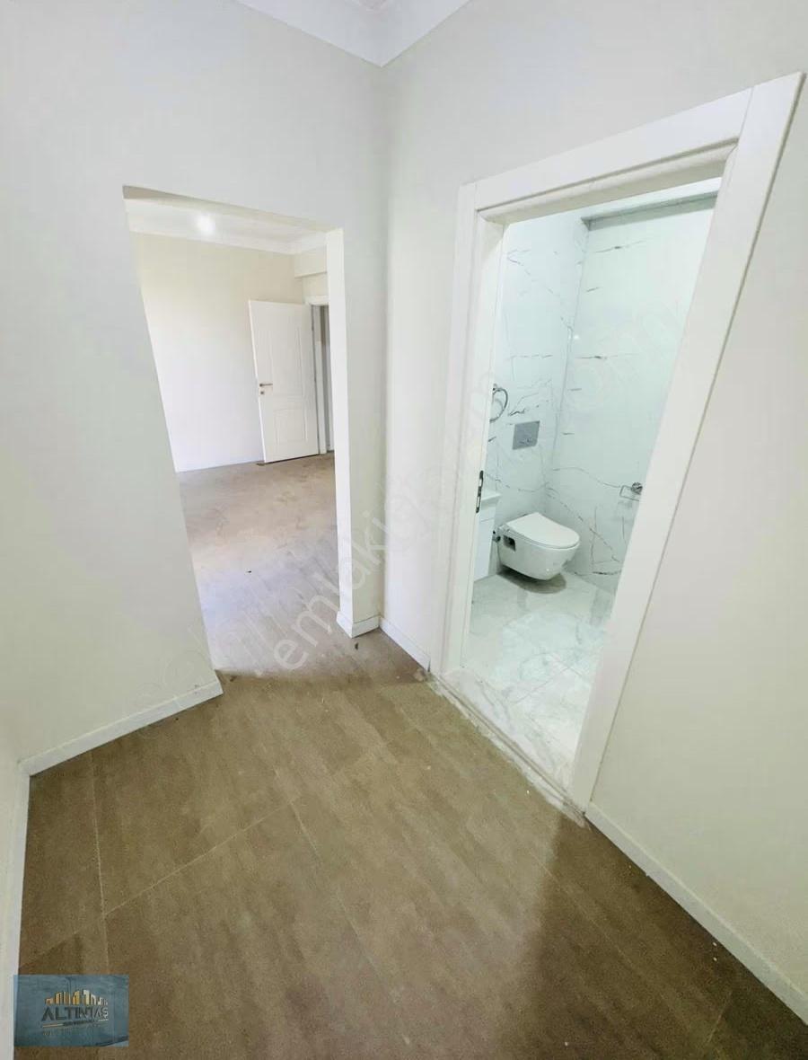 Prestij Sitesinde Üst Segment Yaşama Hitap Eden Lüks Daire - Görsel 25