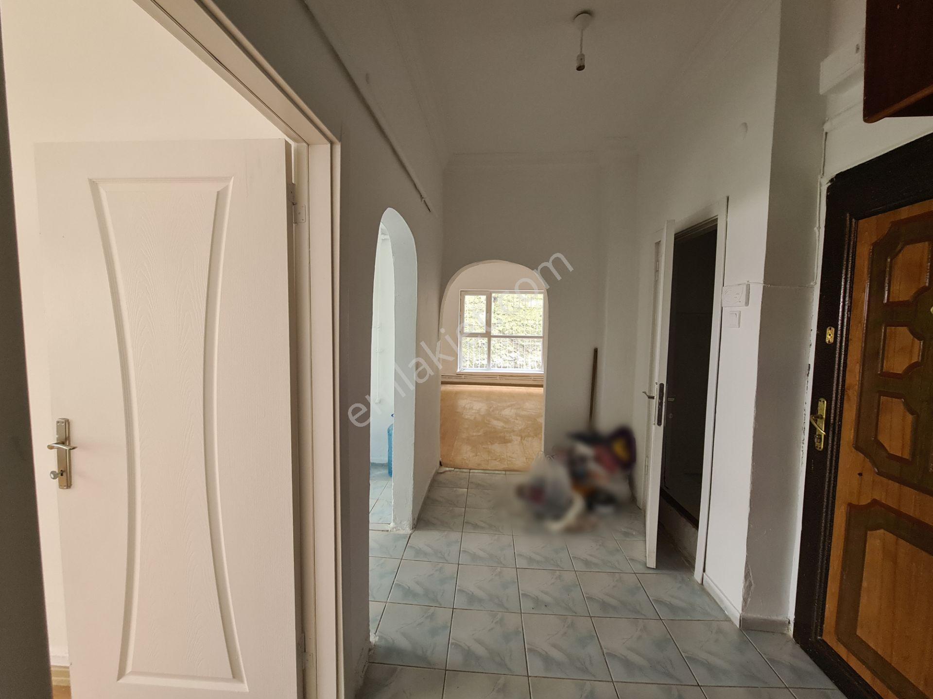 Osmanlı İş Merkezi Yakını Özel Bahçeli Giriş Kat Kiralık 2+1 - Görsel 17