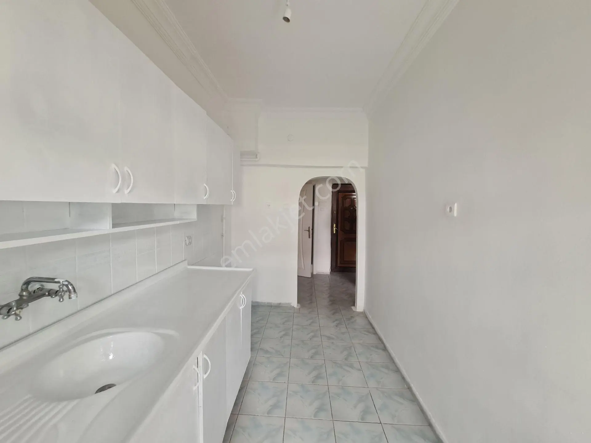 Osmanlı İş Merkezi Yakını Özel Bahçeli Giriş Kat Kiralık 2+1 - Görsel 4