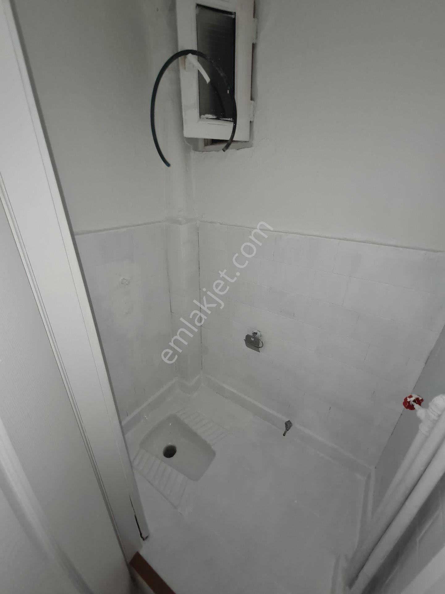 Osmanlı İş Merkezi Yakını Özel Bahçeli Giriş Kat Kiralık 2+1 - Görsel 18