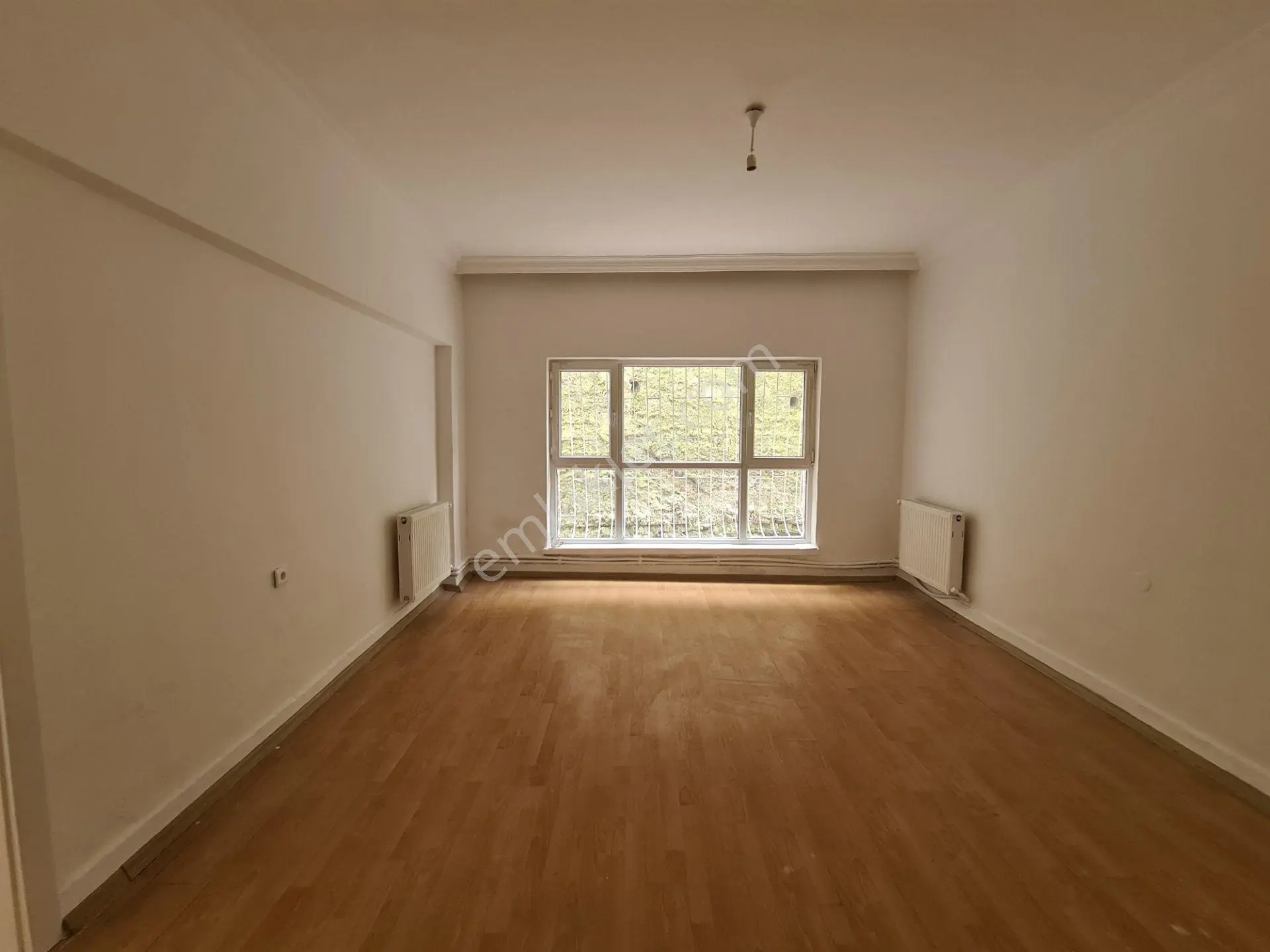 Osmanlı İş Merkezi Yakını Özel Bahçeli Giriş Kat Kiralık 2+1 - Görsel 5