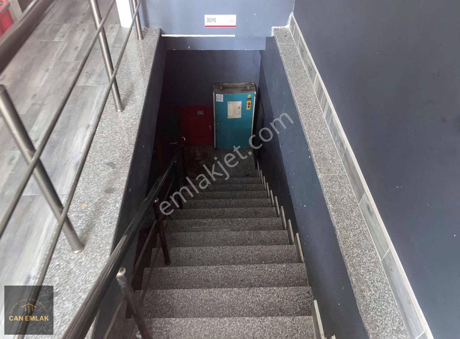 Can Emlak'tan Devlet Hastanesi Yaya Yoğunluğu Olan Caddede - Görsel 13