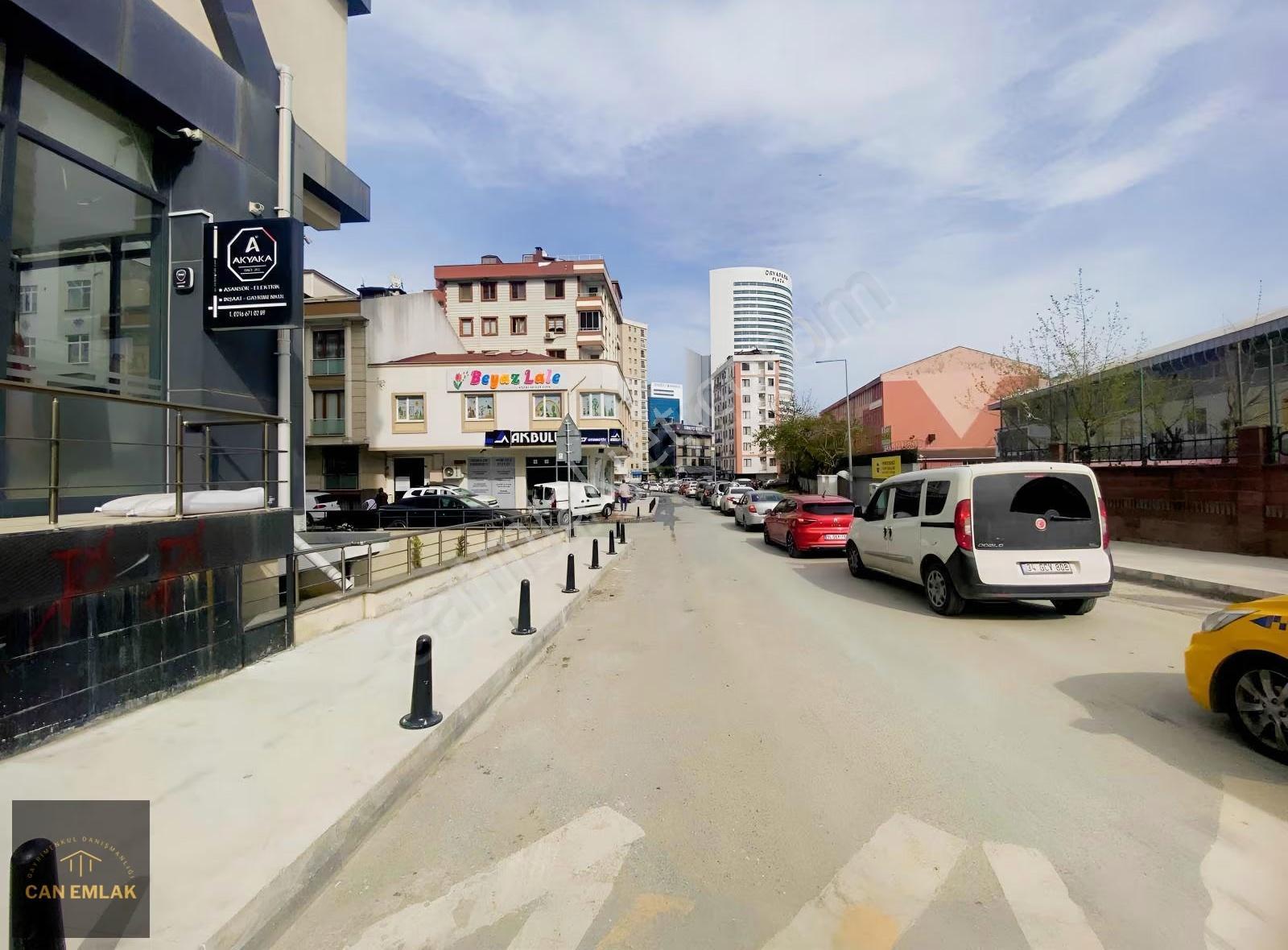Can Emlak'tan Devlet Hastanesi Yaya Yoğunluğu Olan Caddede - Görsel 20