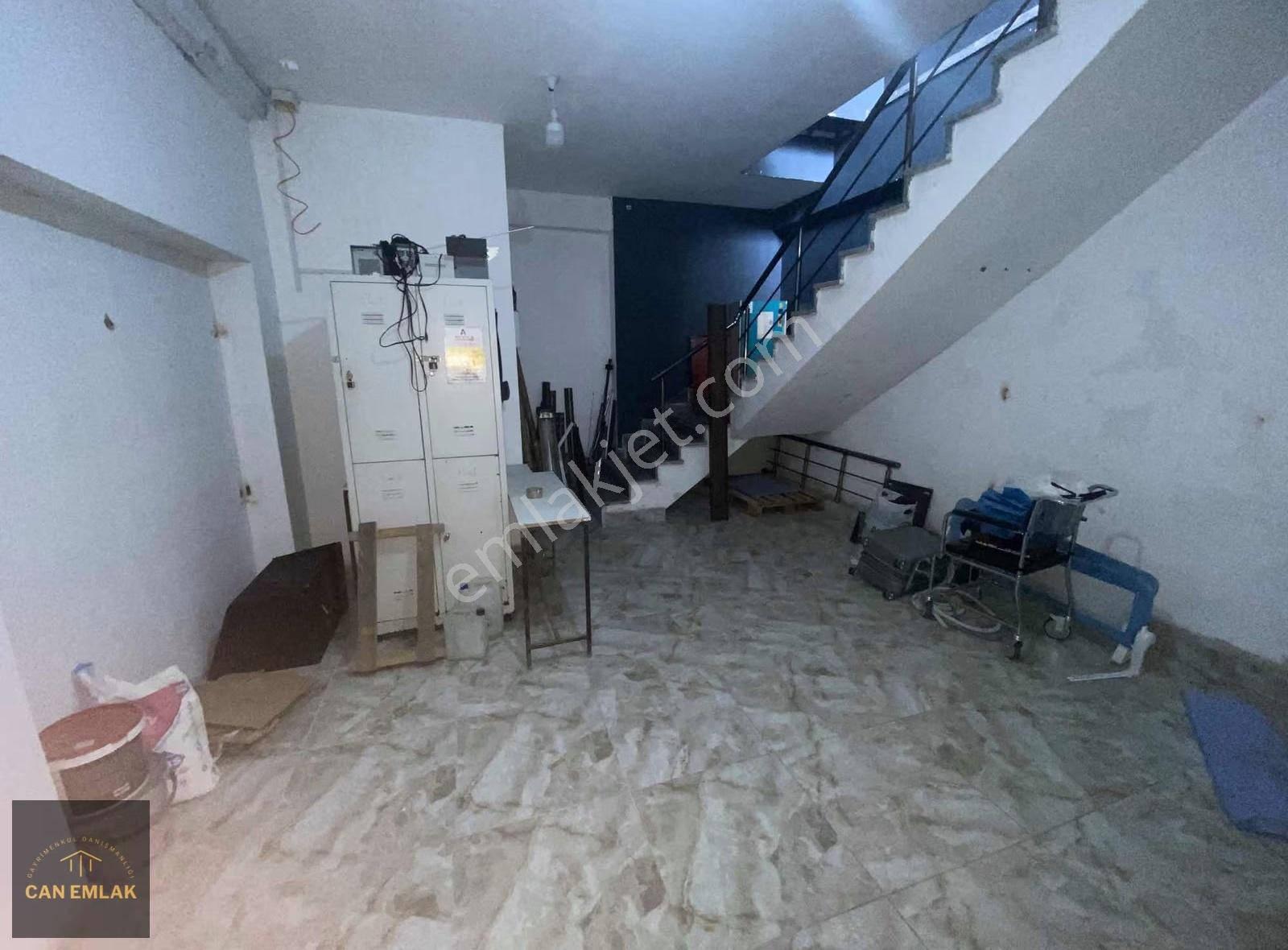 Can Emlak'tan Devlet Hastanesi Yaya Yoğunluğu Olan Caddede - Görsel 12
