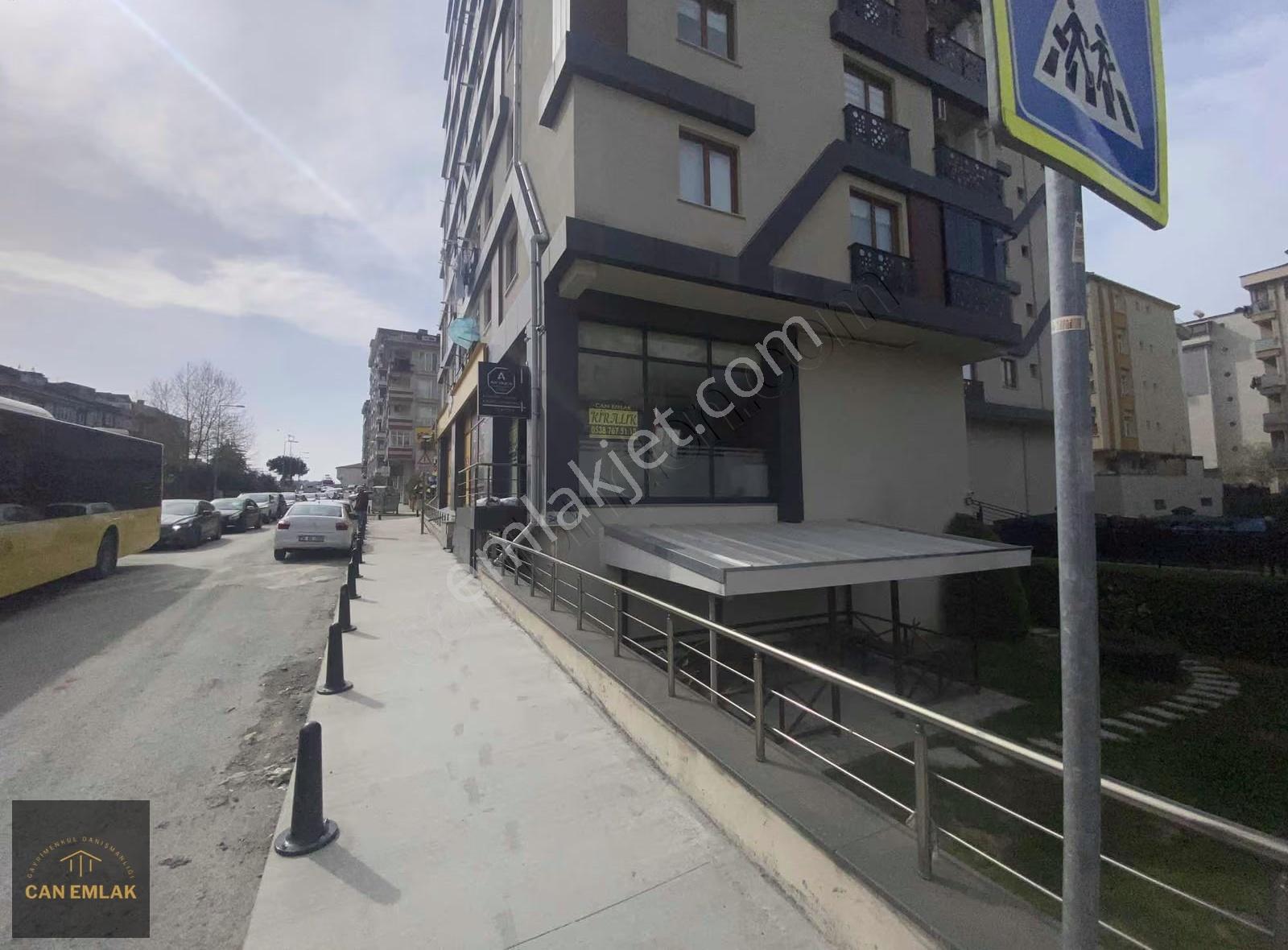 Can Emlak'tan Devlet Hastanesi Yaya Yoğunluğu Olan Caddede - Görsel 18